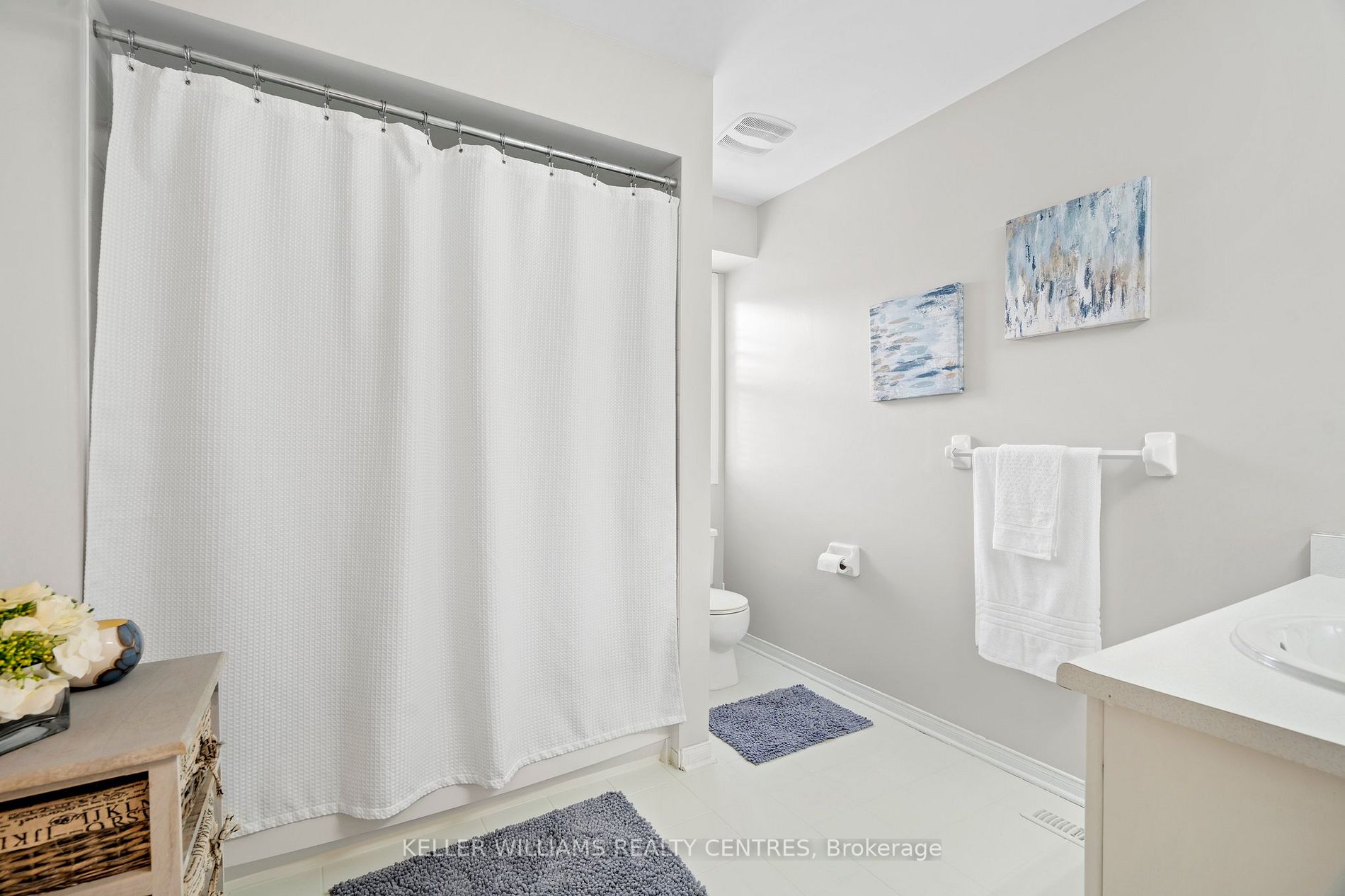 63 Wickstead Crt, #33
