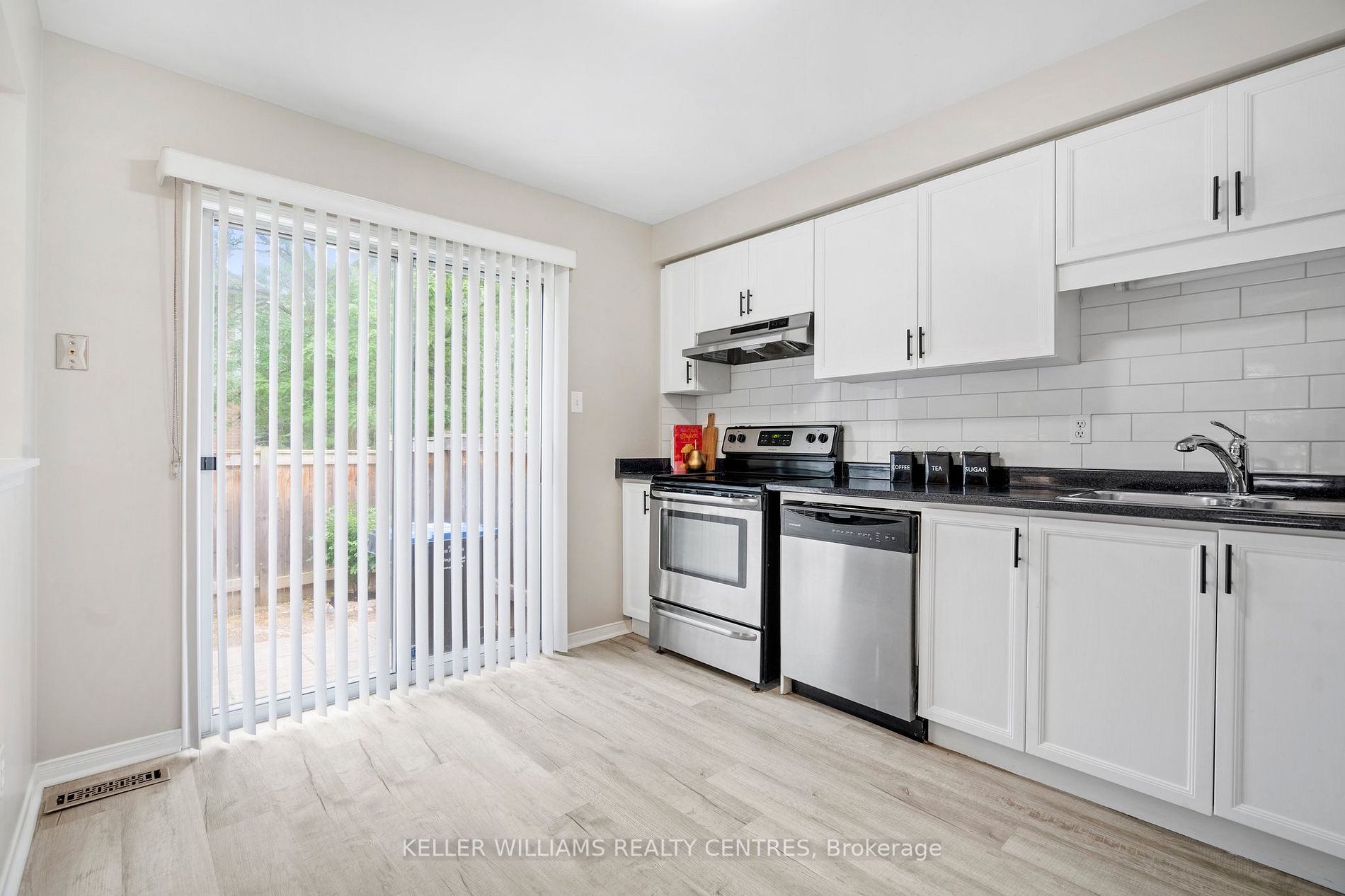 63 Wickstead Crt, #33