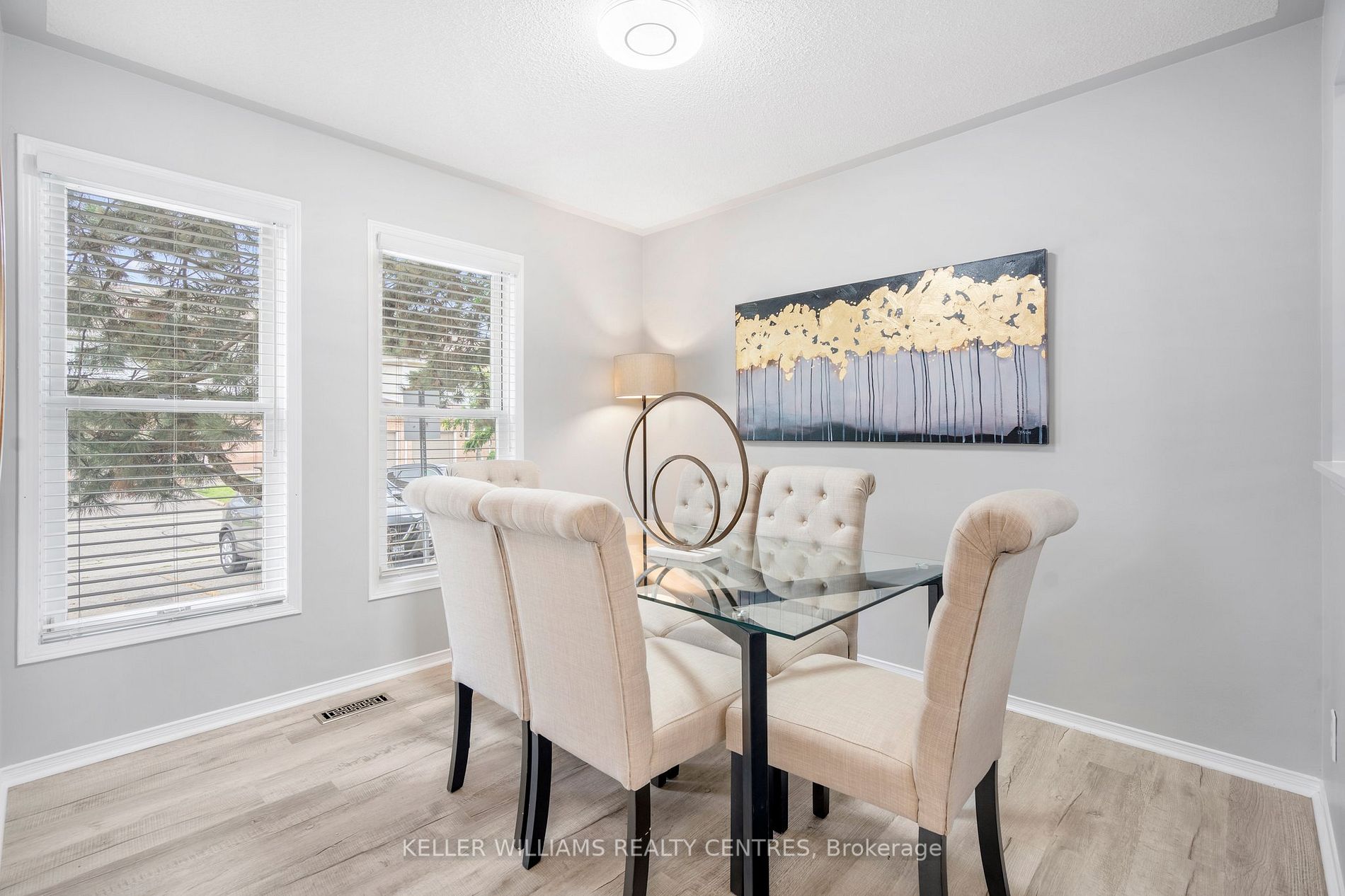 63 Wickstead Crt, #33