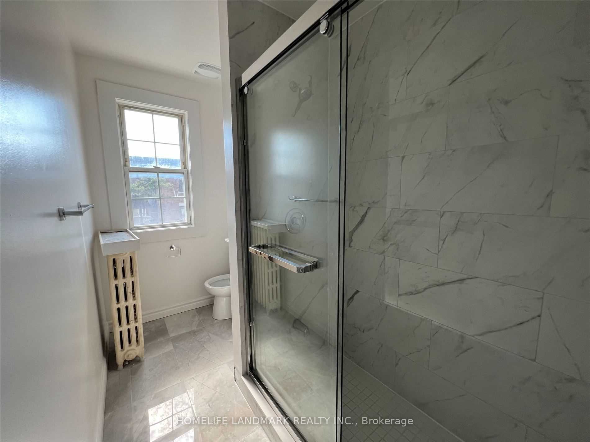 2398 Bloor Street W #Apt 4