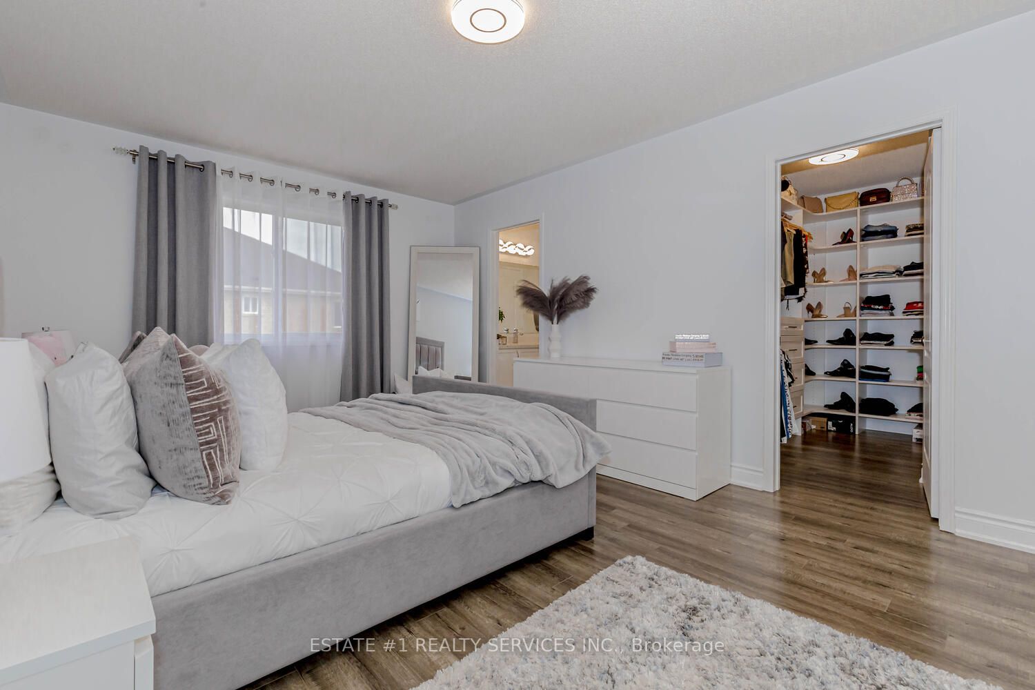 35 Hollingsworth Circ