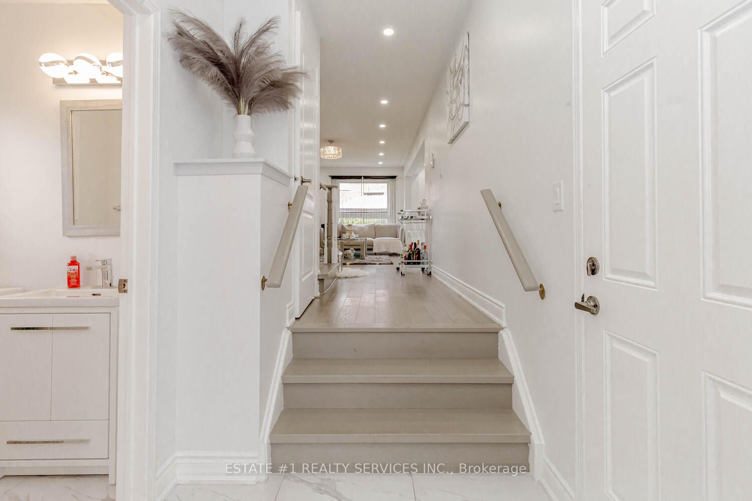 35 Hollingsworth Circ