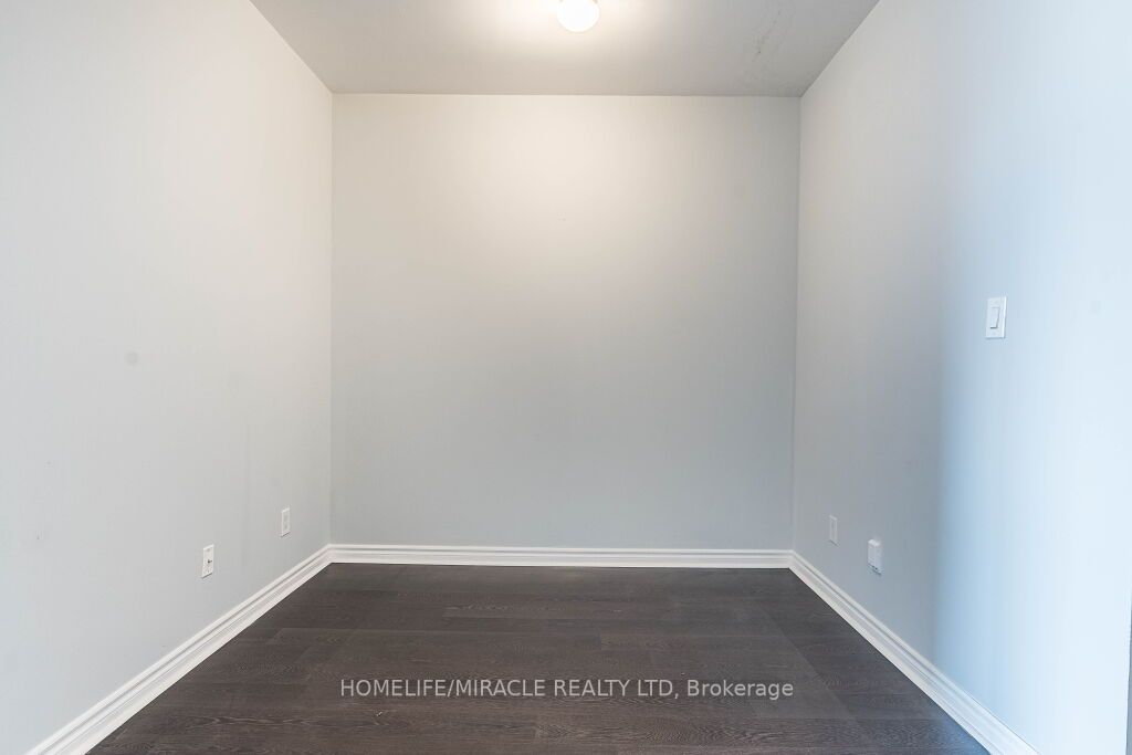 3865 Lake Shore Blvd W, #408