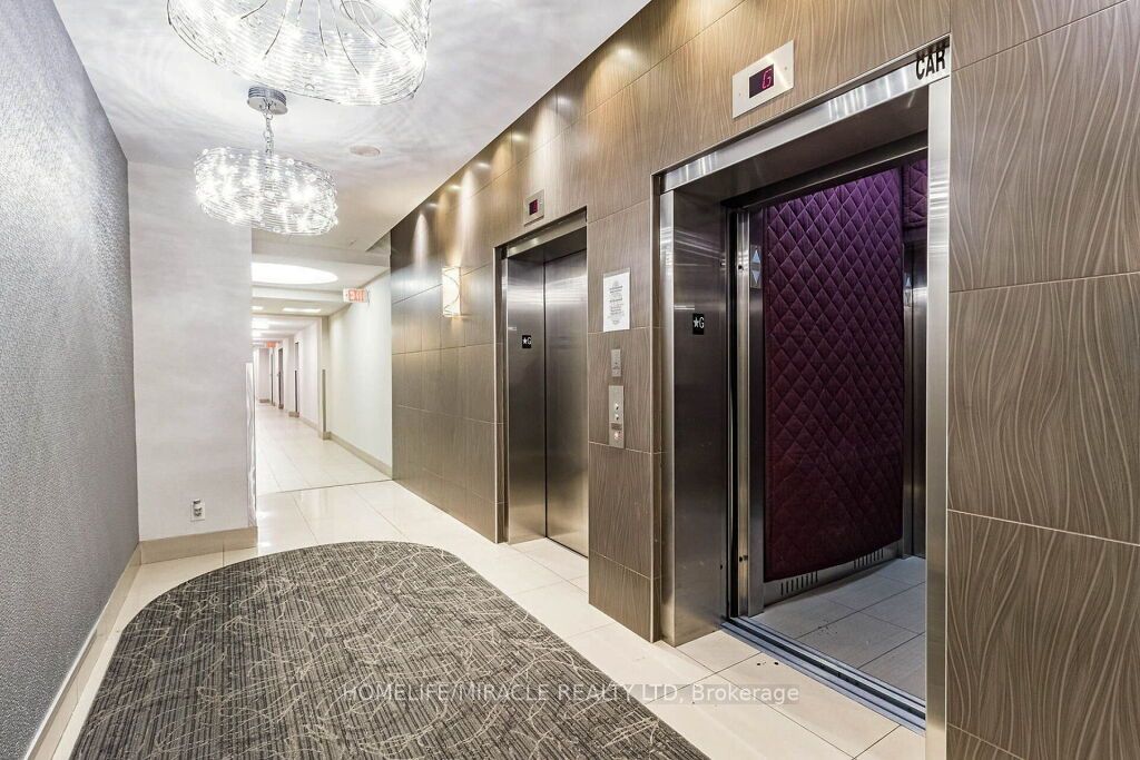 3865 Lake Shore Blvd W, #408