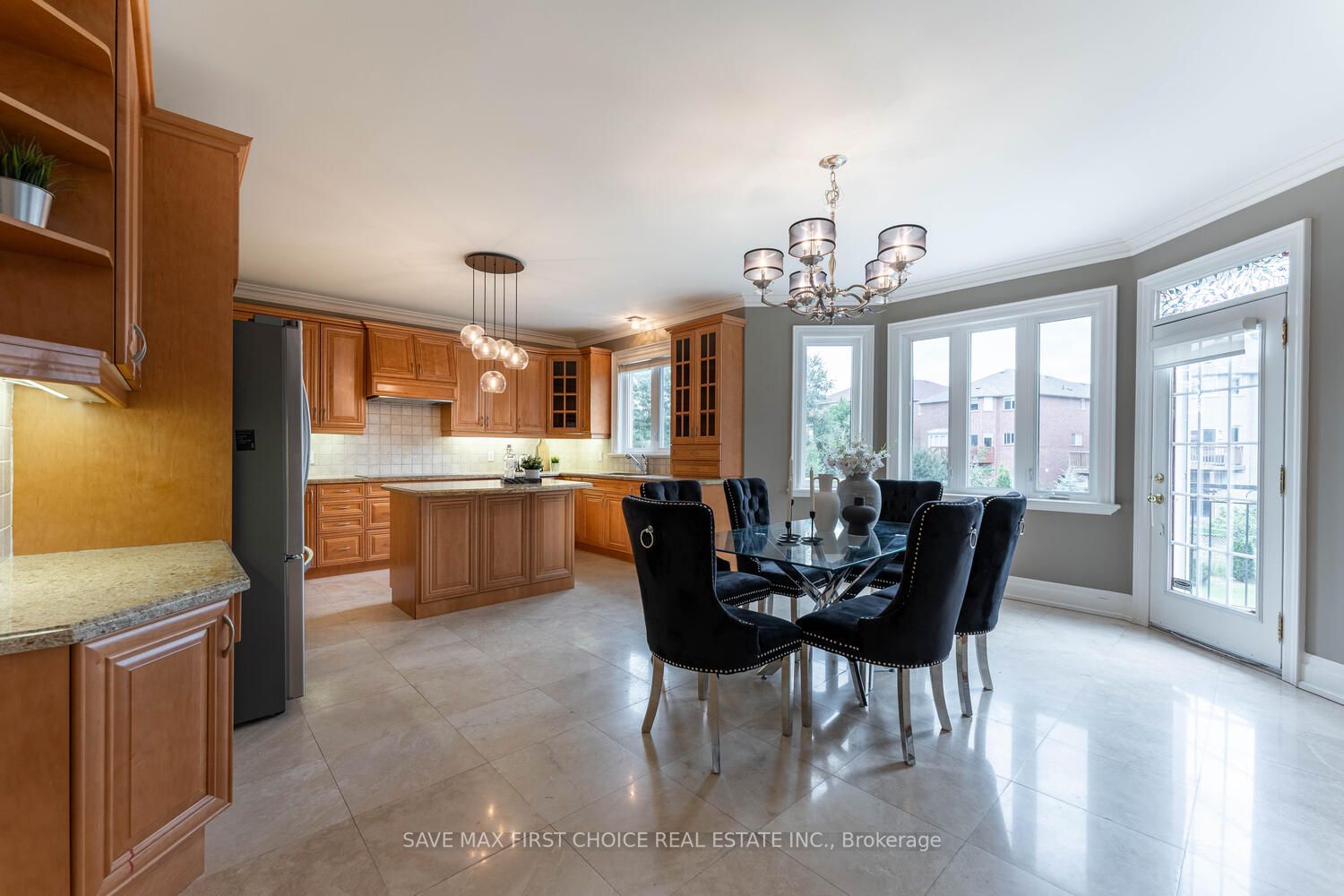 278 Hillside Dr