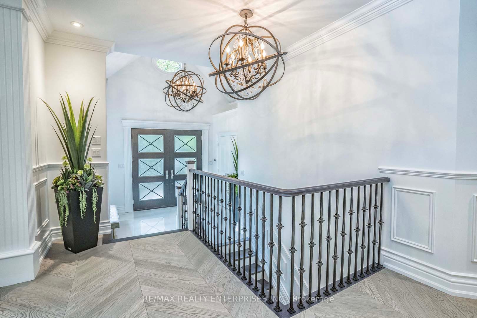816 Meadow Wood Rd