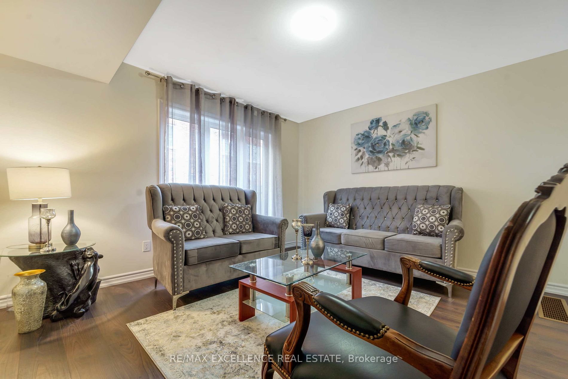 6 Sprucewood Road