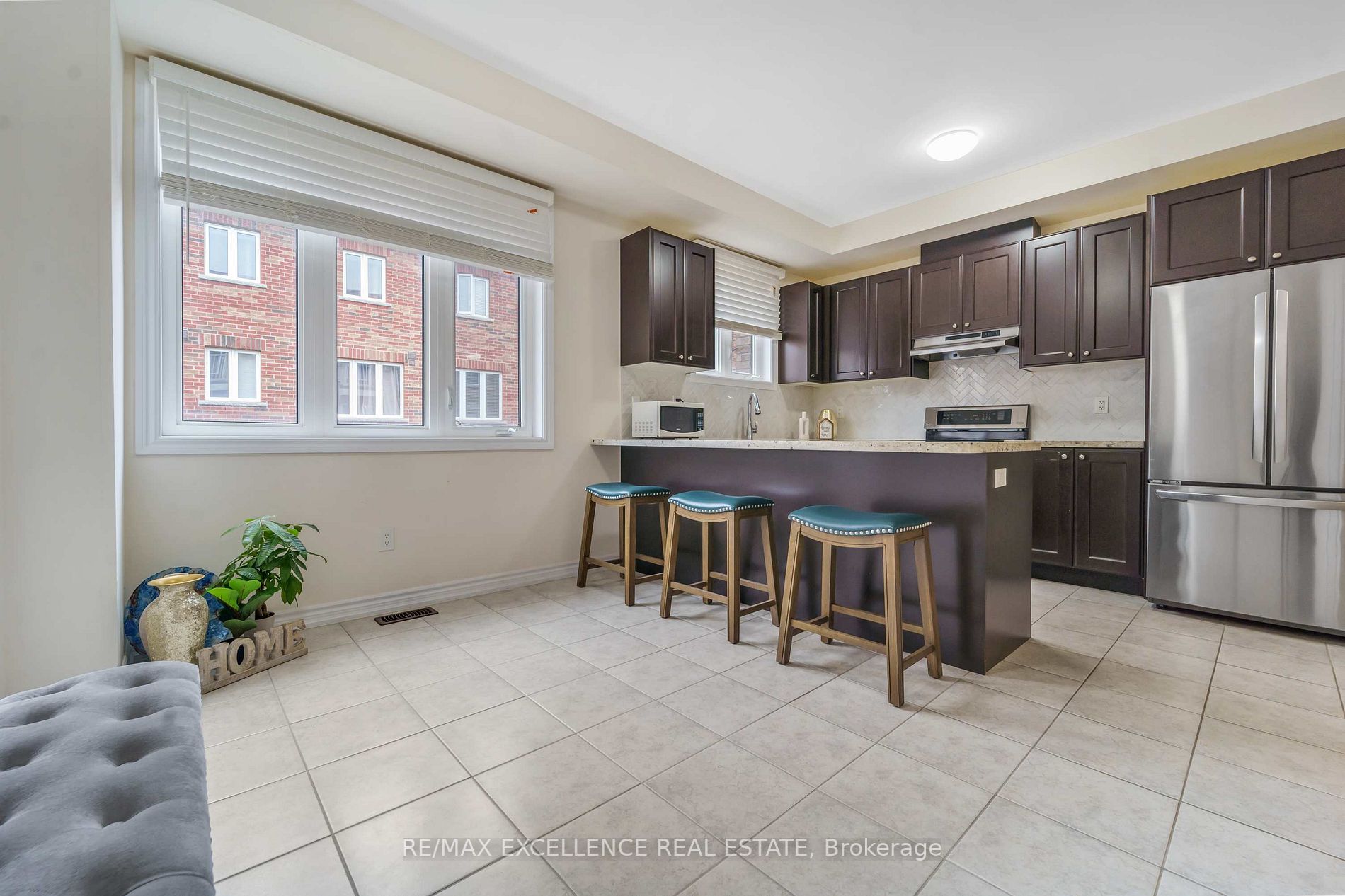 6 Sprucewood Road