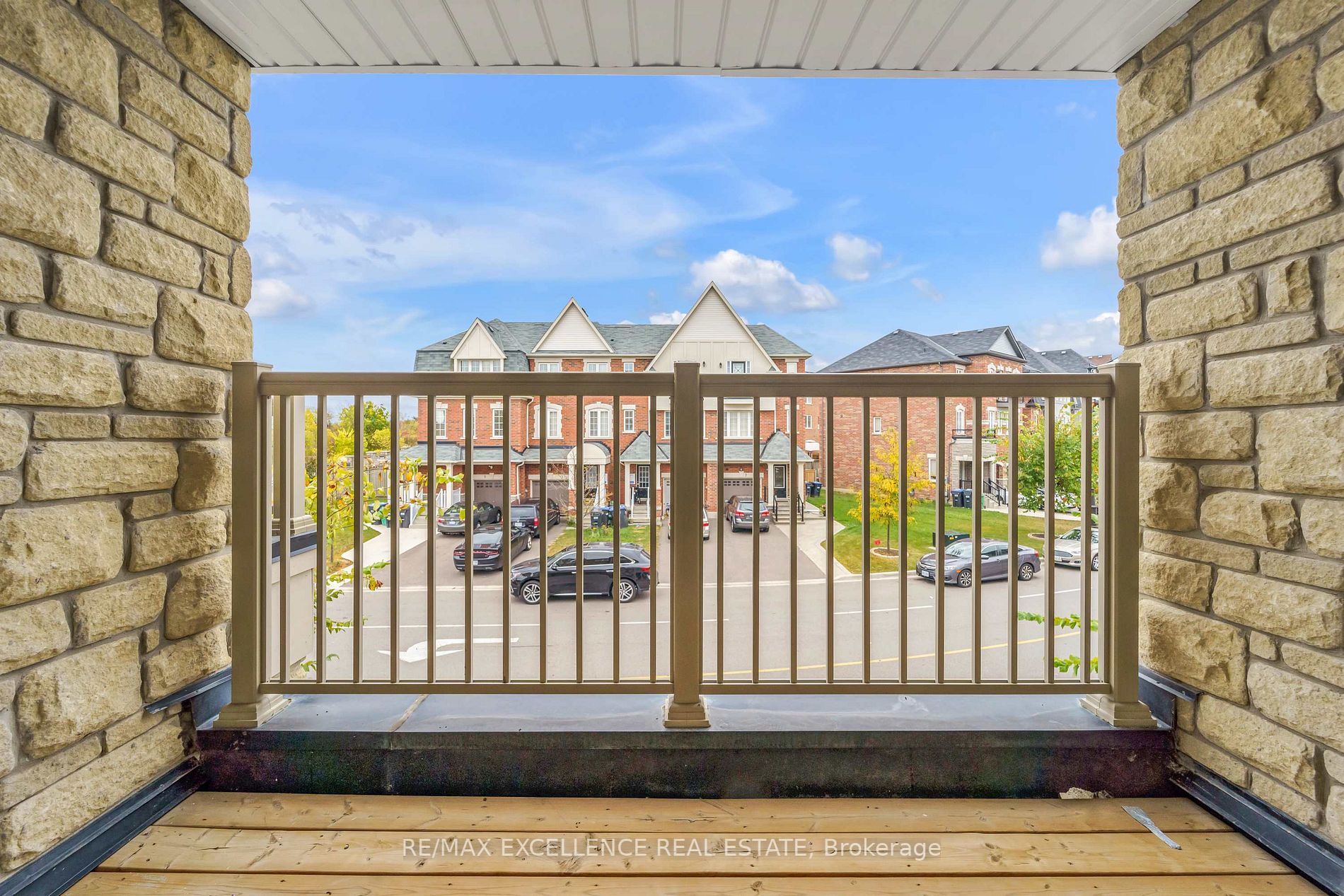 6 Sprucewood Road