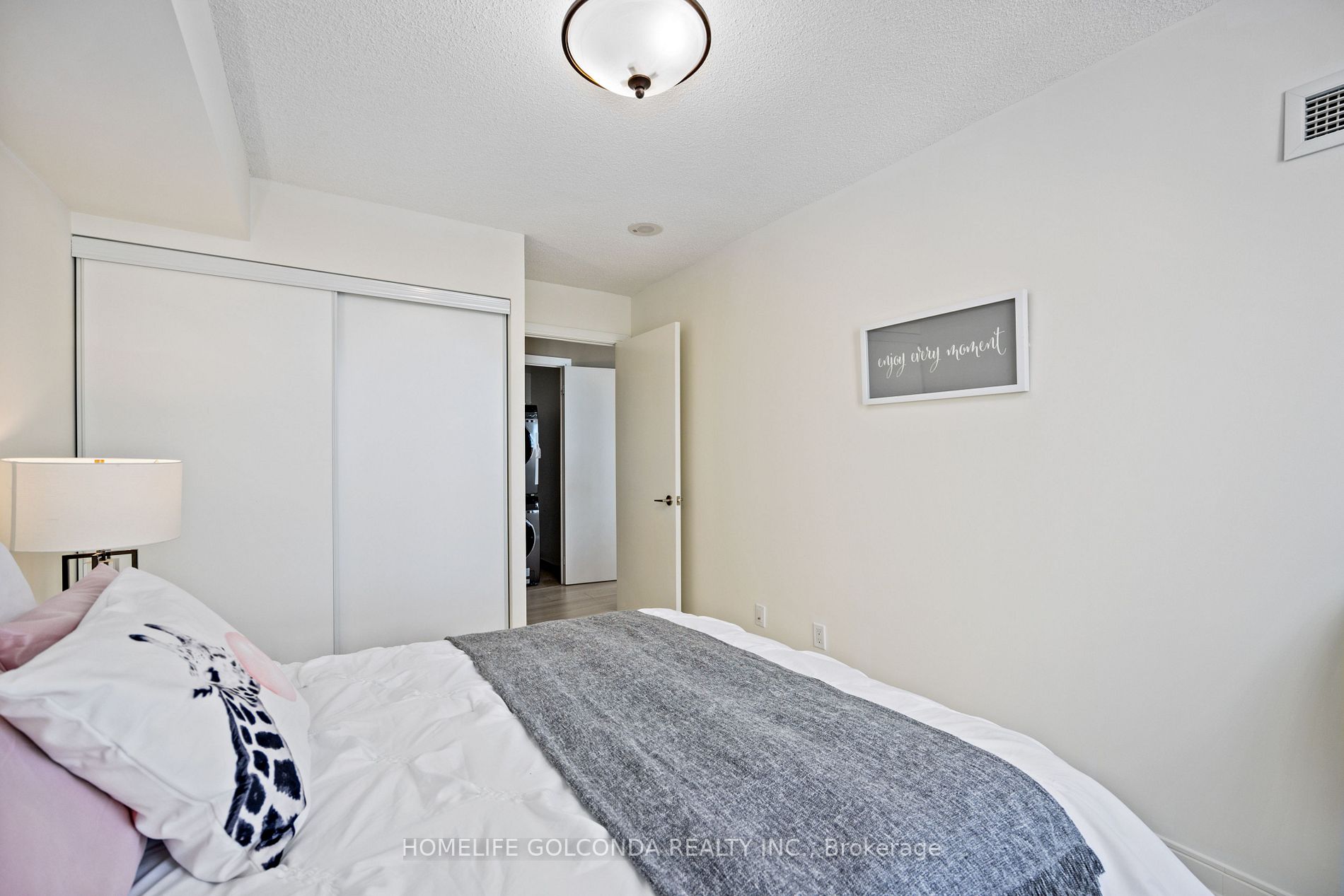 35 Viking Lane, #1140