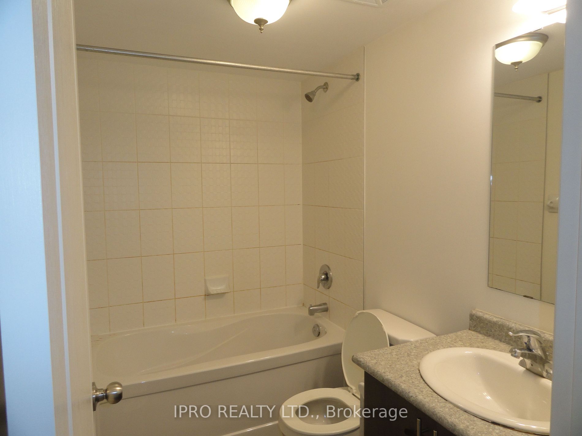 5585 Oscar Peterson Blvd, #6