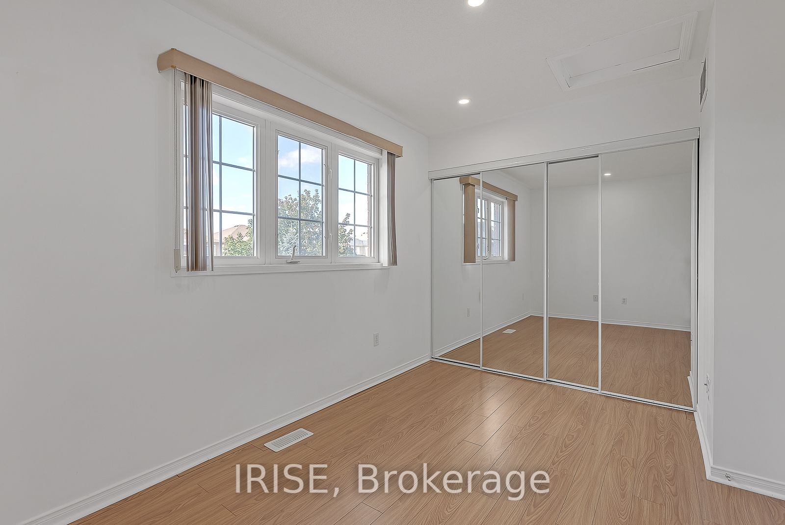 87 Lonestar Cres