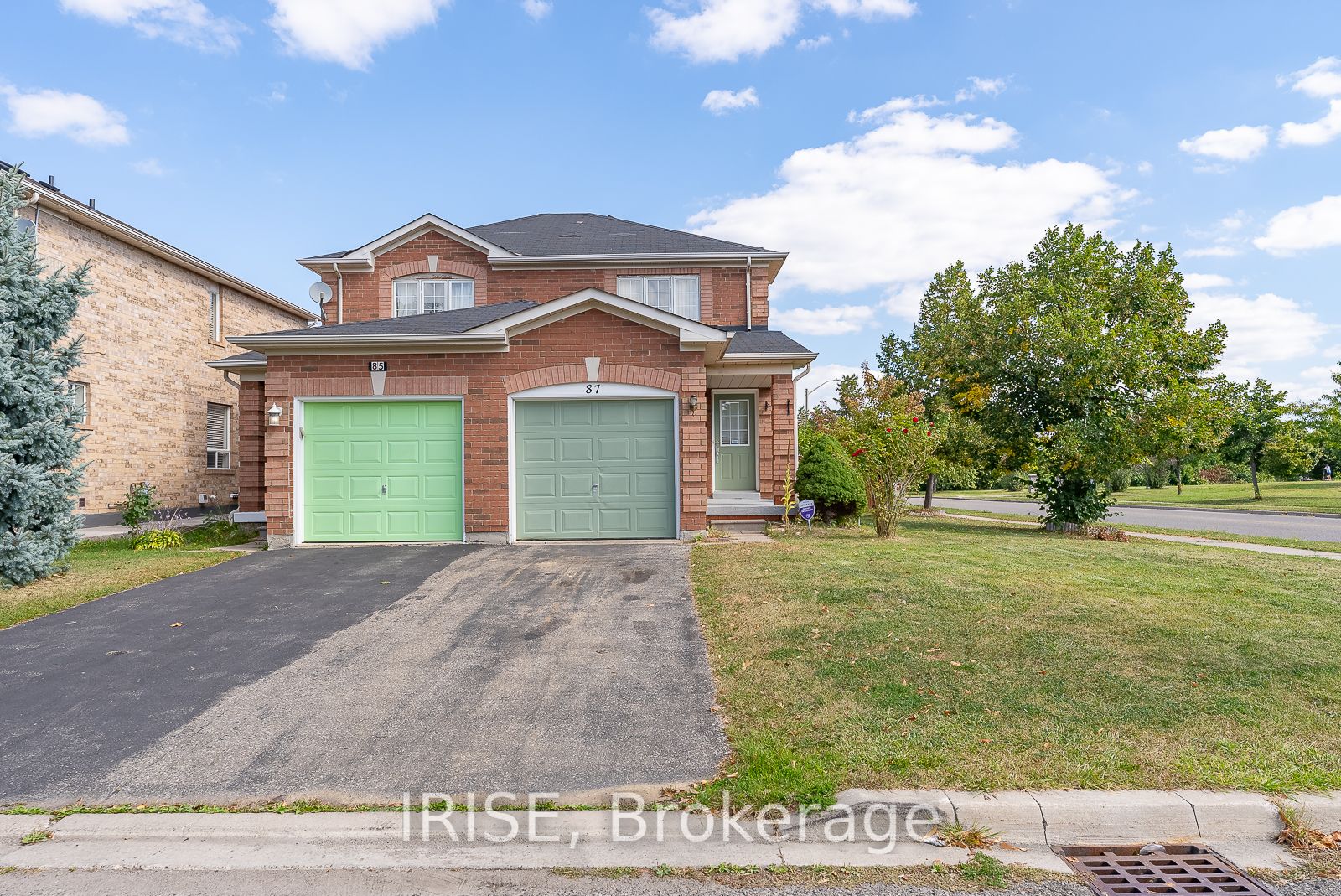 87 Lonestar Cres