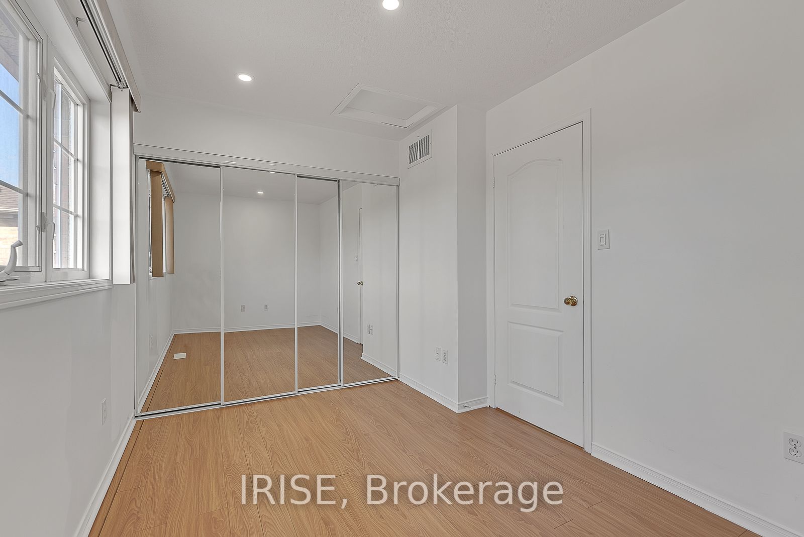 87 Lonestar Cres