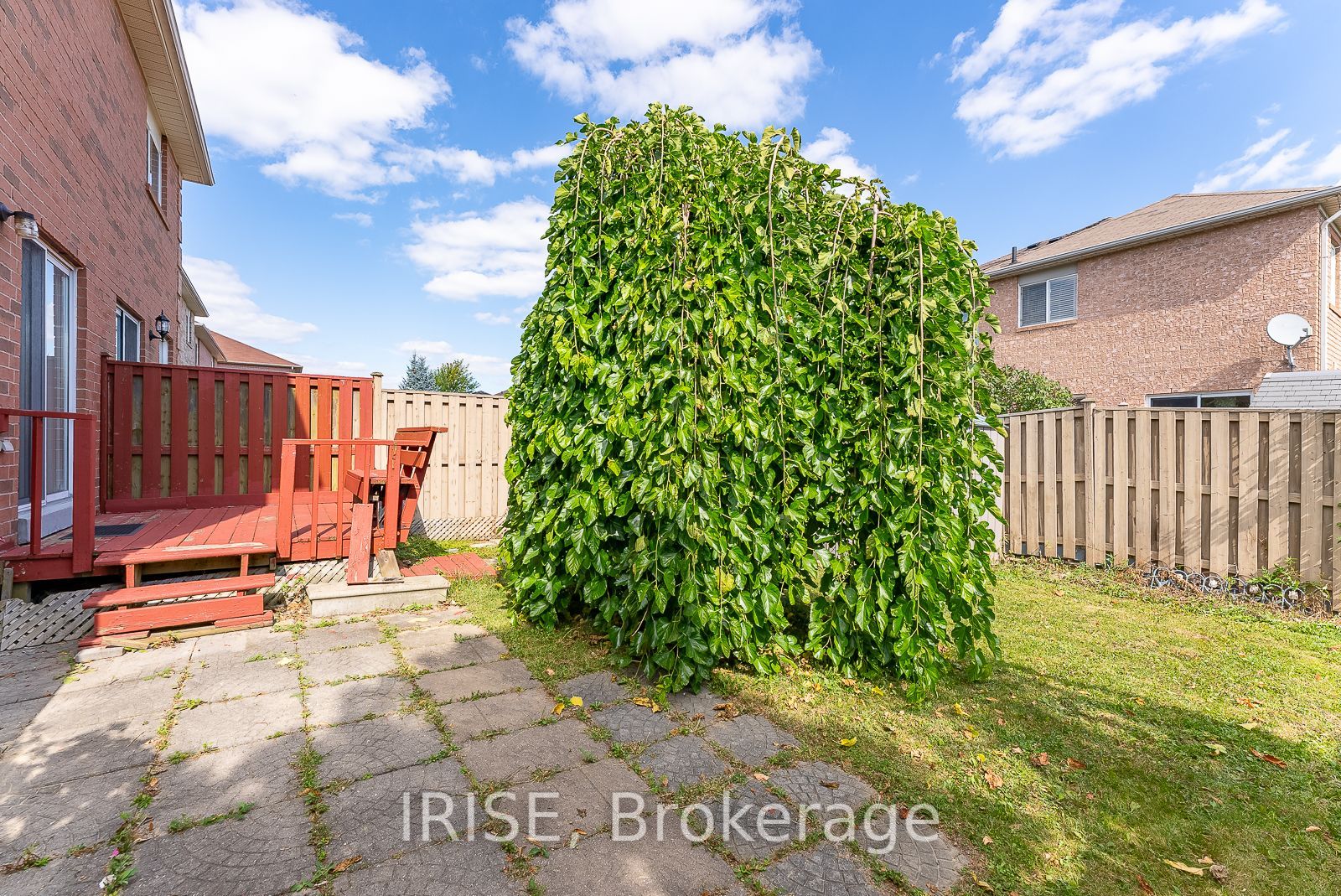 87 Lonestar Cres
