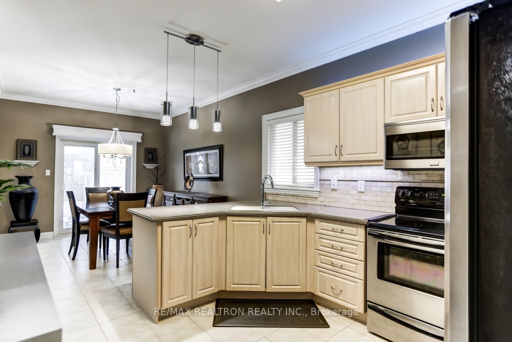 31 Savita Rd