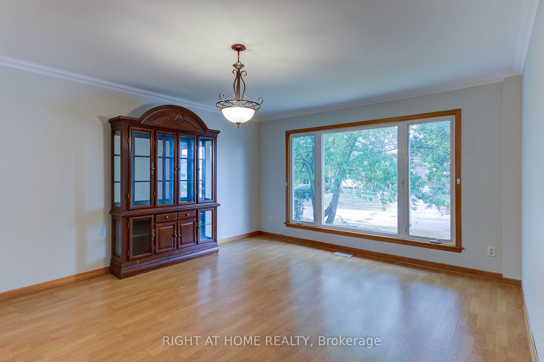 148 Edelwild Dr