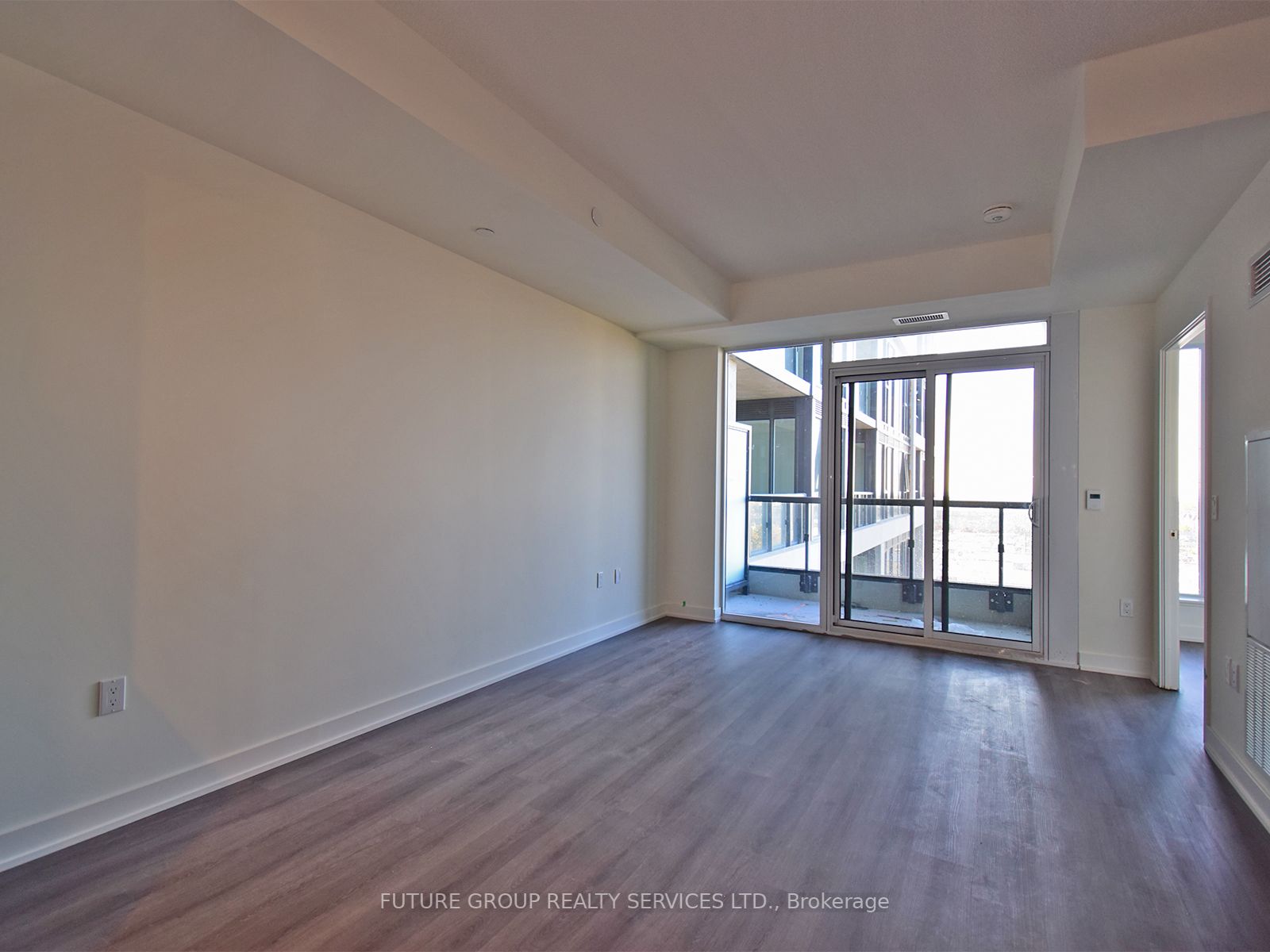 859 The Queensway, #609