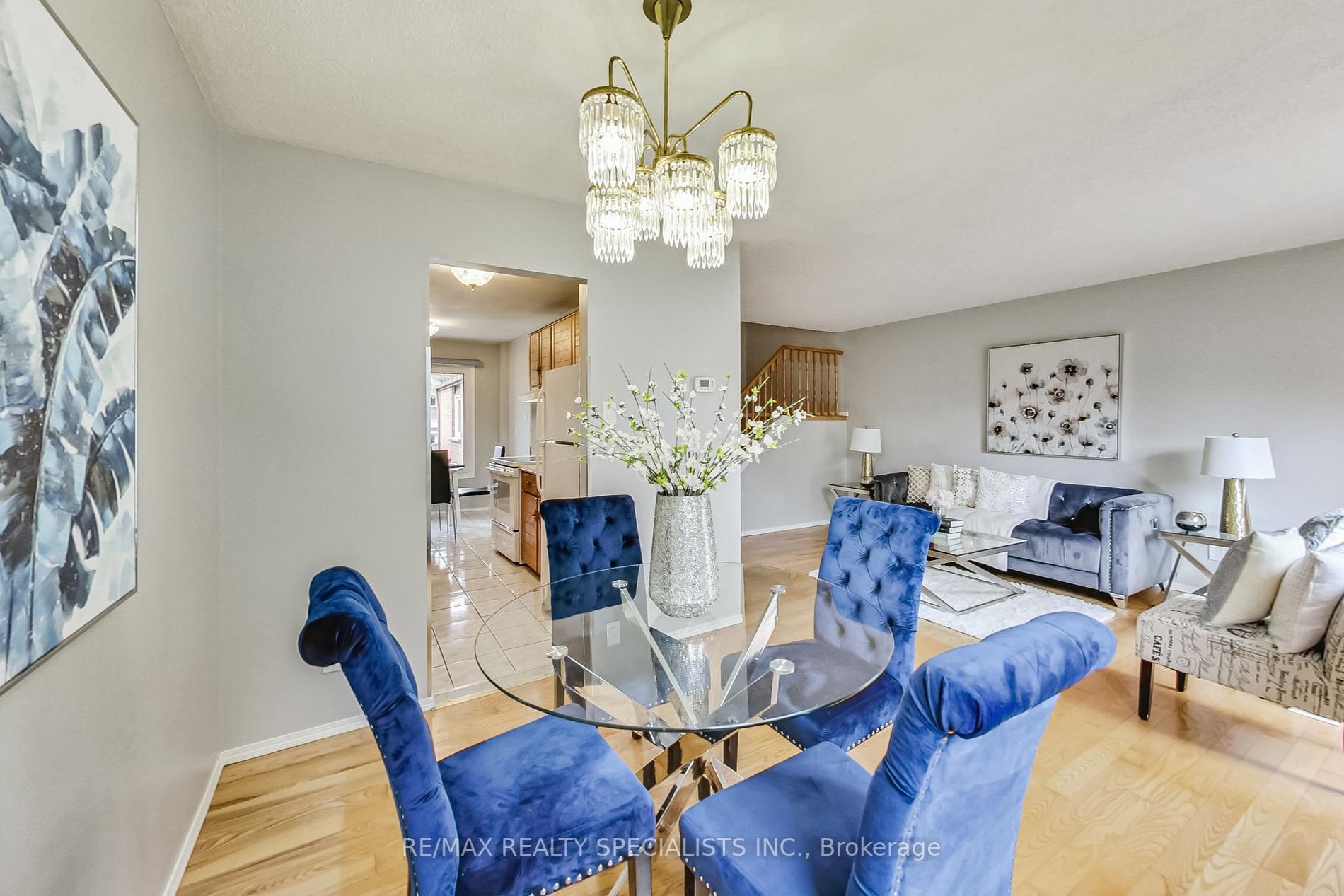 4389 Lee Dr