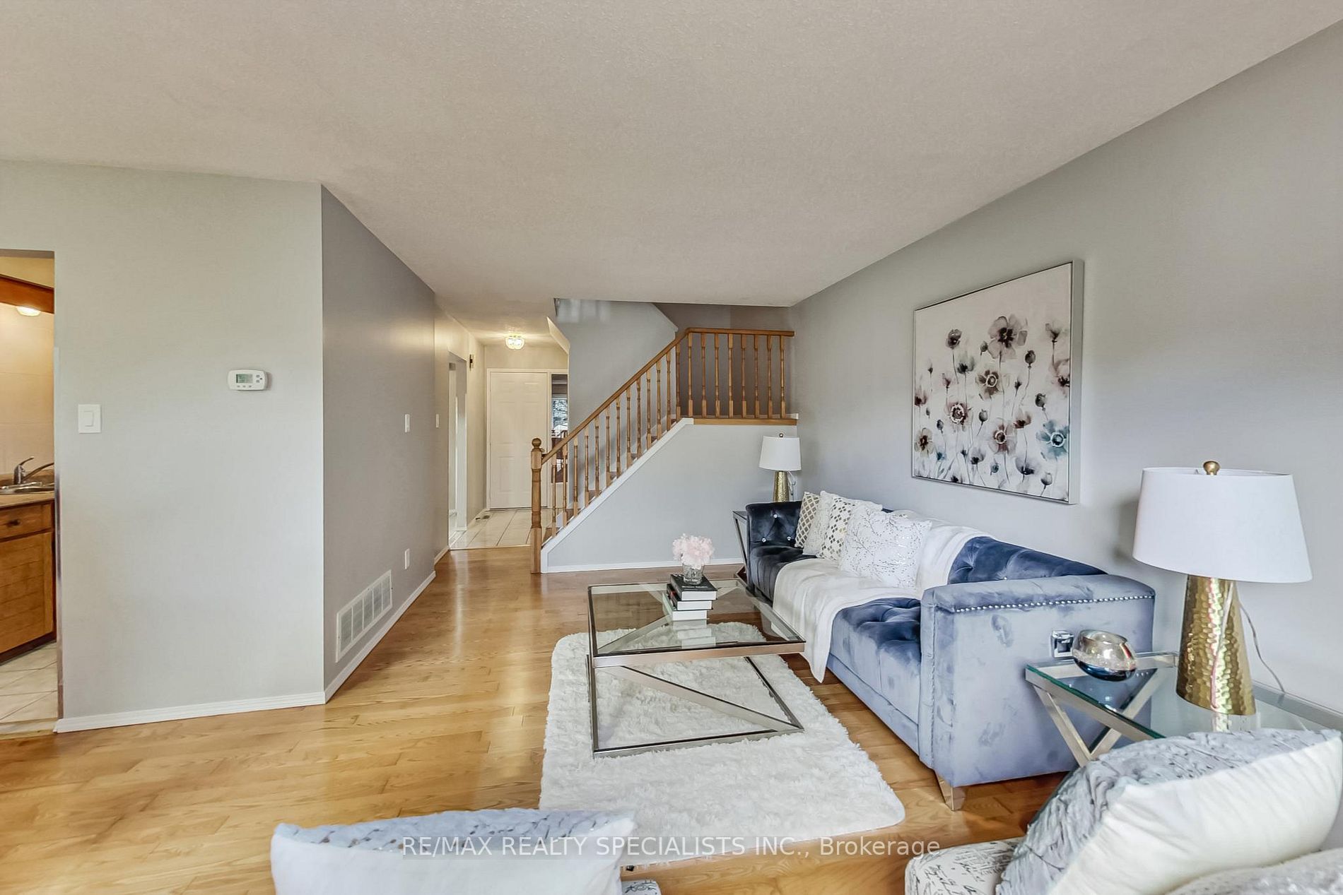 4389 Lee Dr