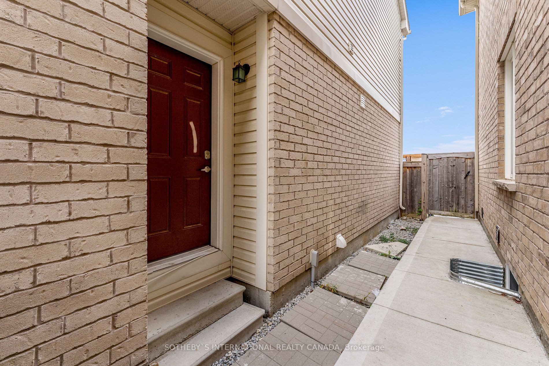 20 Bannister Cres