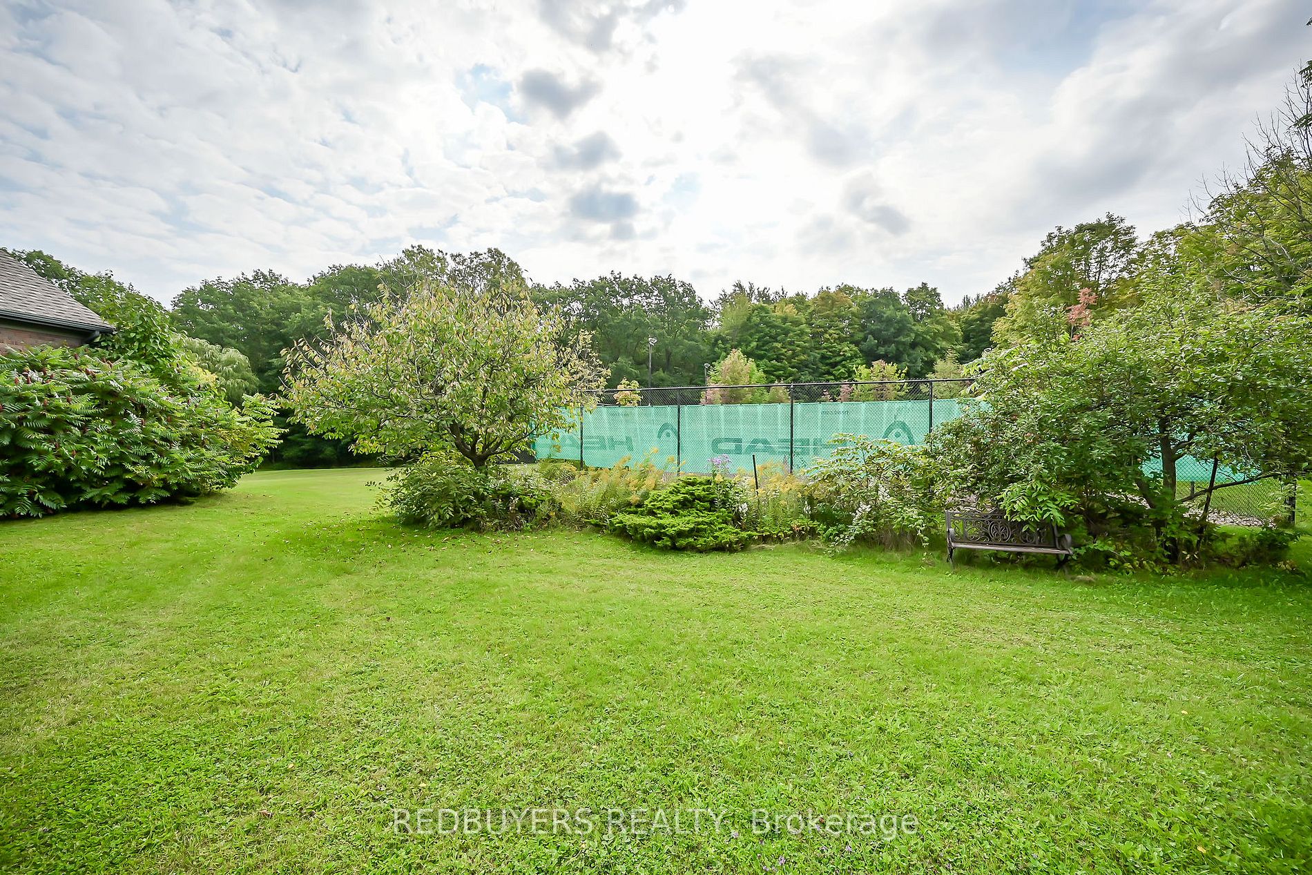 6399 Chelsea Road S