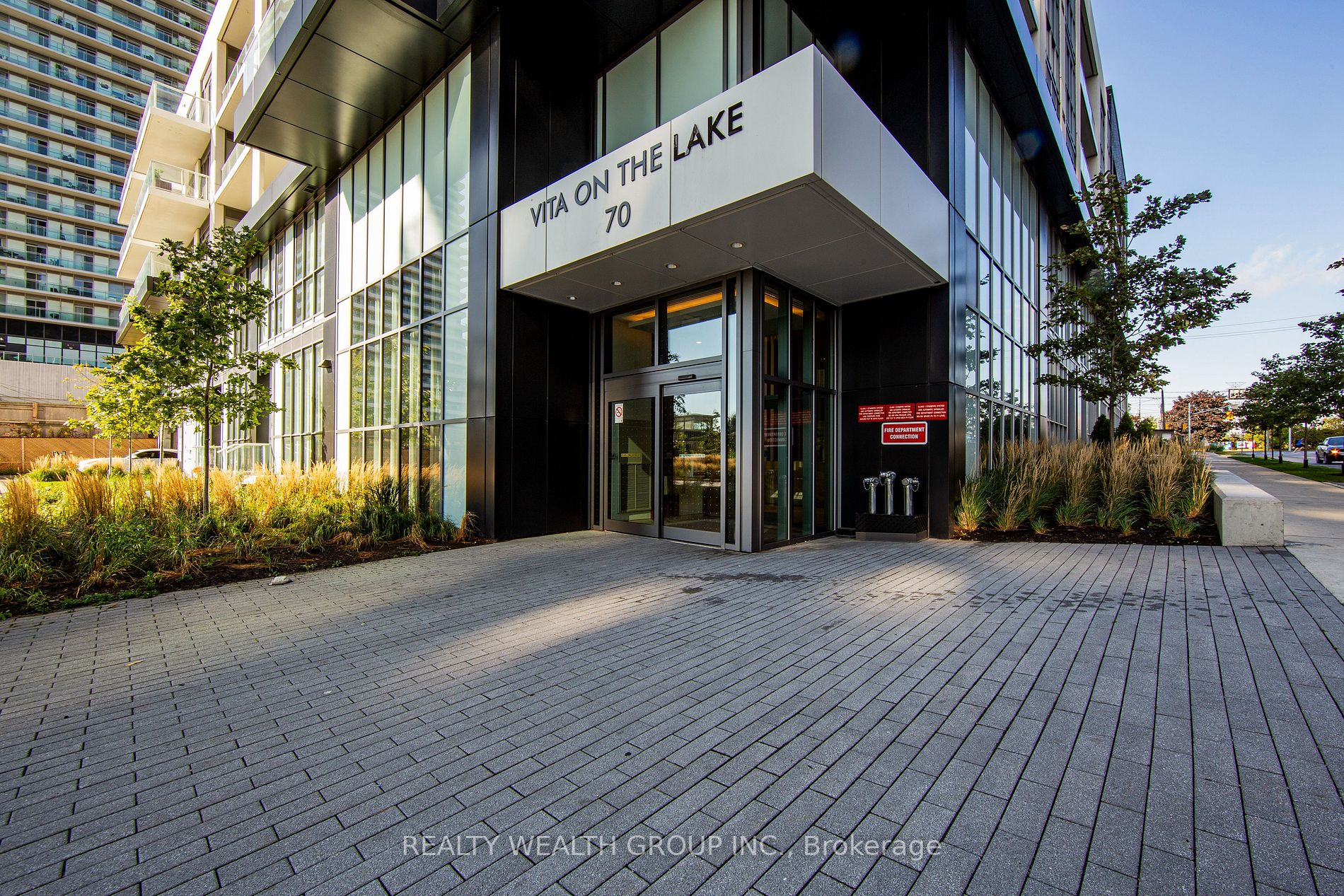 70 Annie Craig Dr, #1806