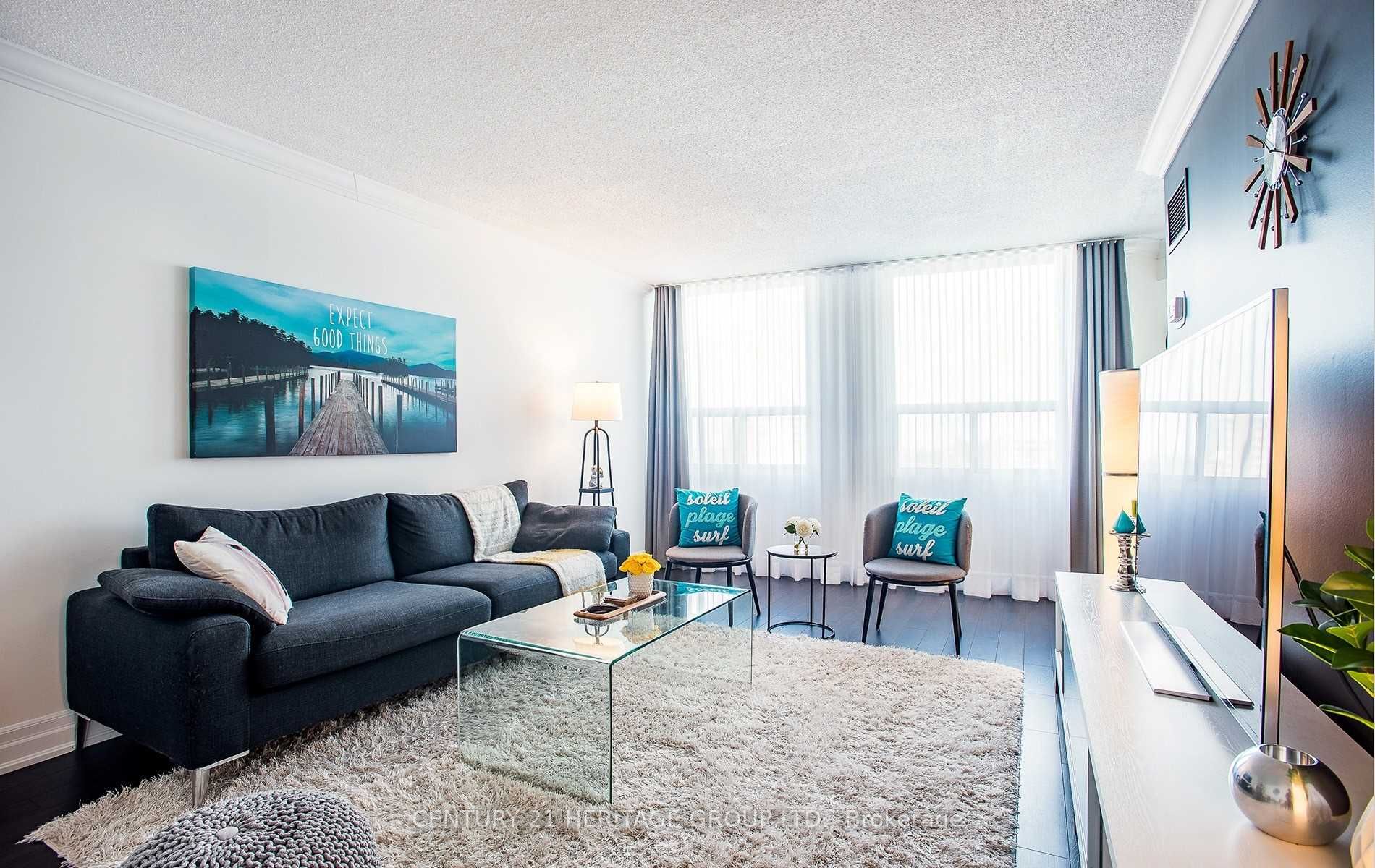 3650 Kaneff Cres, #2102
