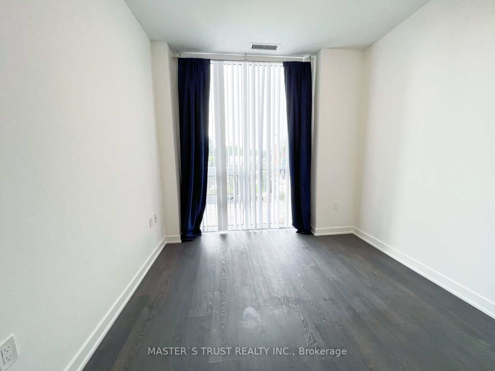 4699 Glen Erin Dr, #107