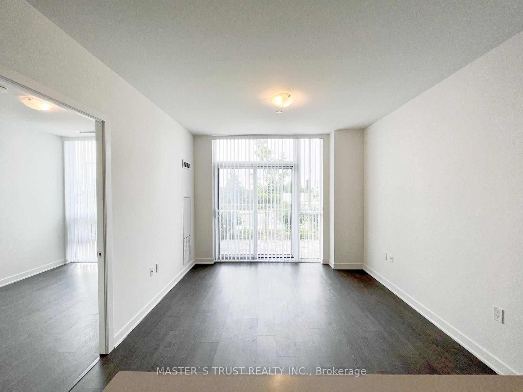 4699 Glen Erin Dr, #107