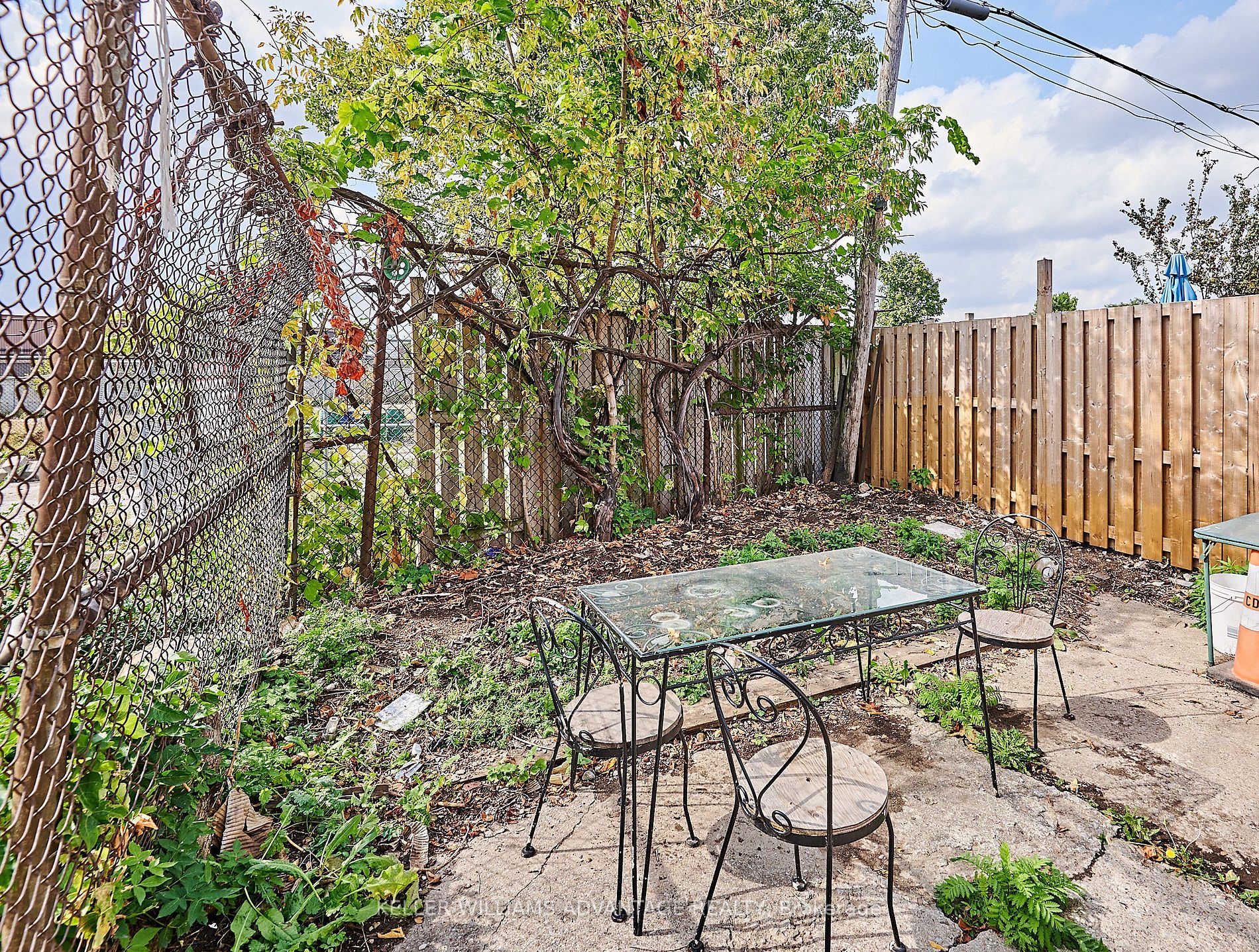 232 Old Weston Road