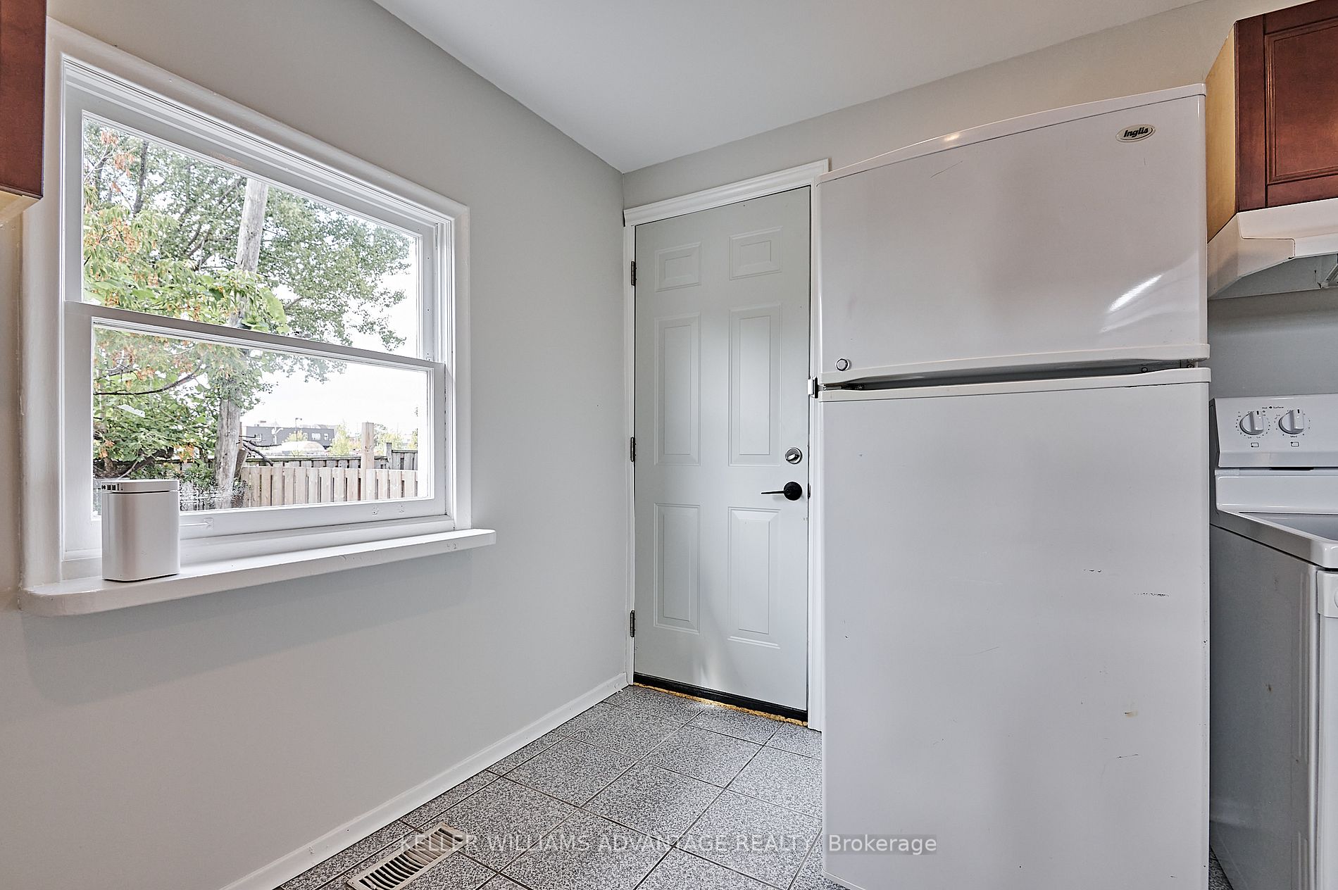 232 Old Weston Road