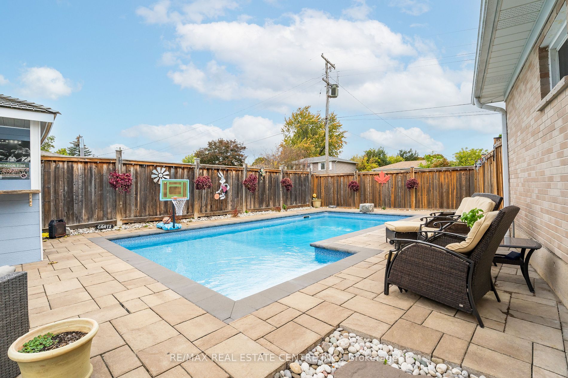 116 Rexway Drive