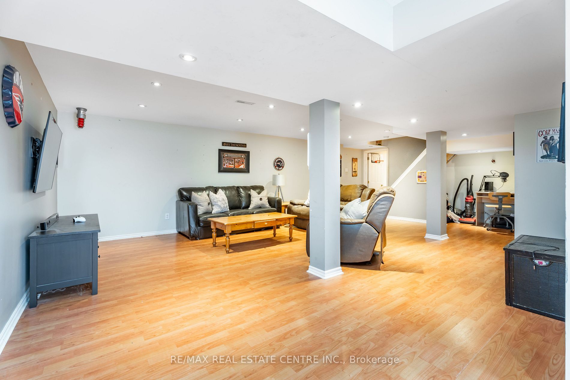 116 Rexway Drive