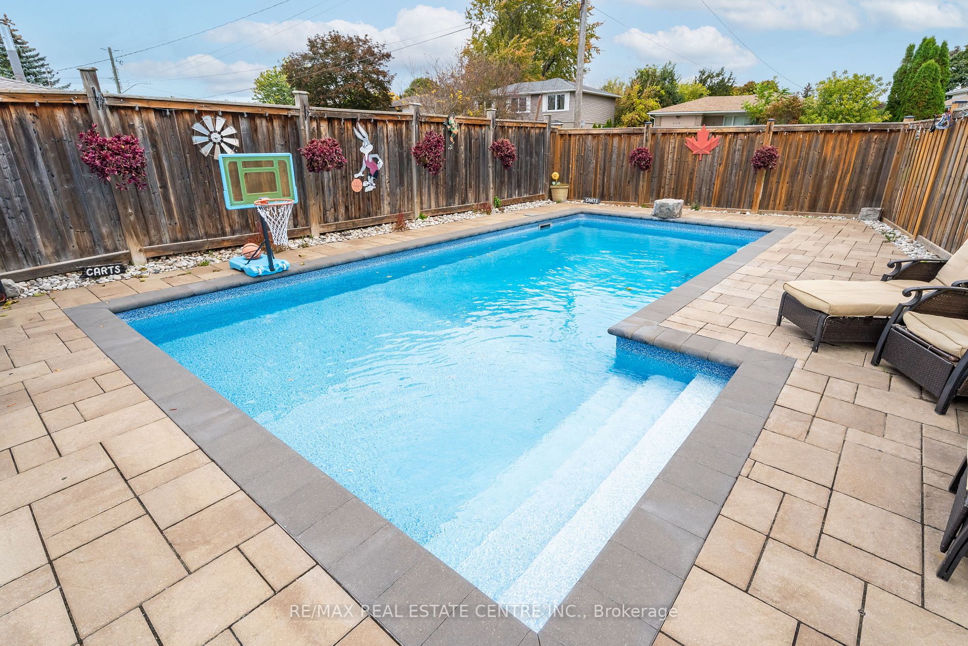 116 Rexway Drive