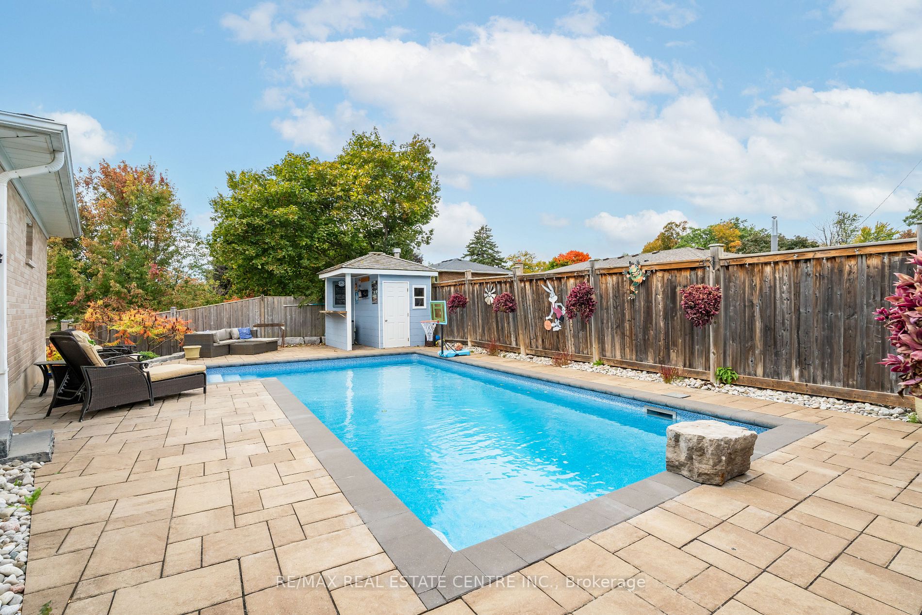 116 Rexway Drive