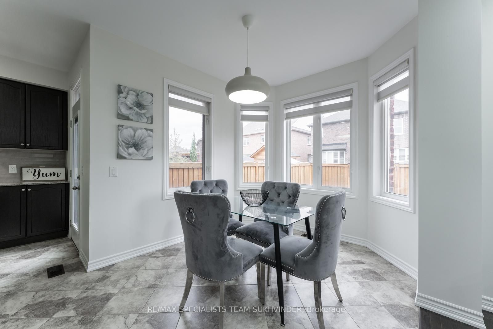 97 Fawnridge Road
