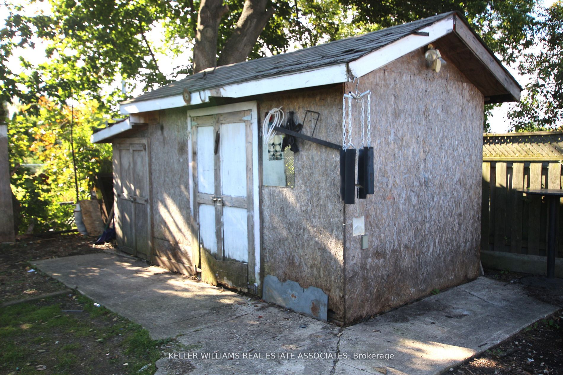 392 Marf Ave
