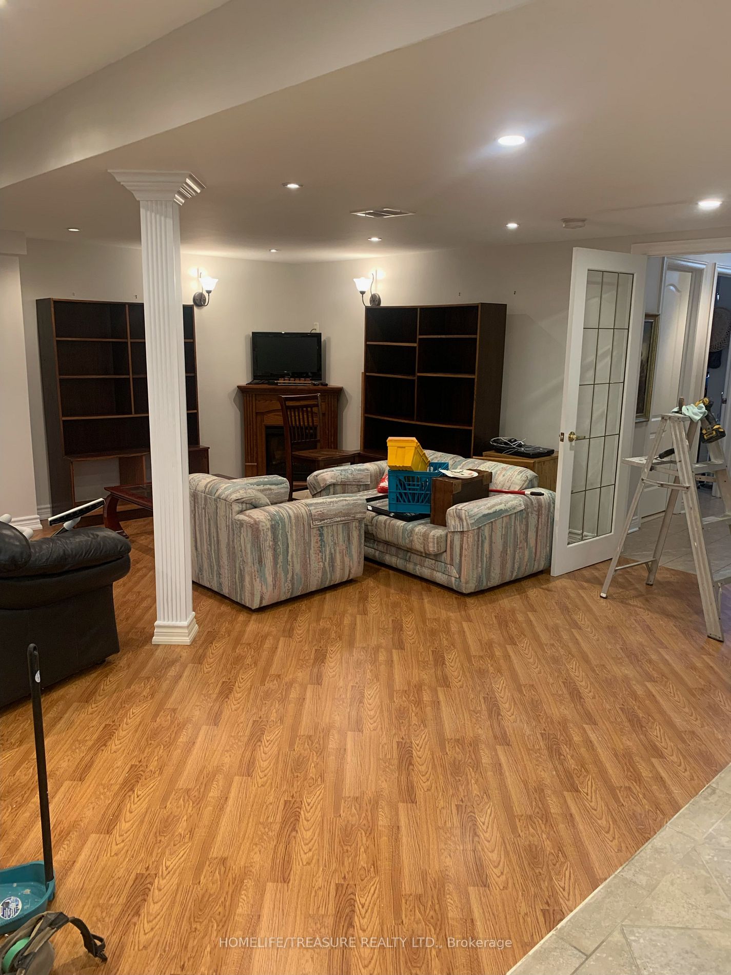 32 Albiwood Tr