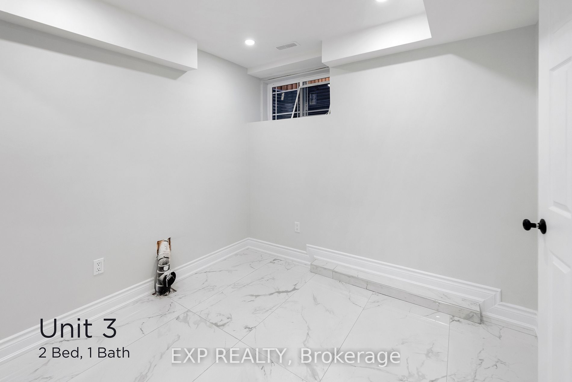 659 Roselaire Tr