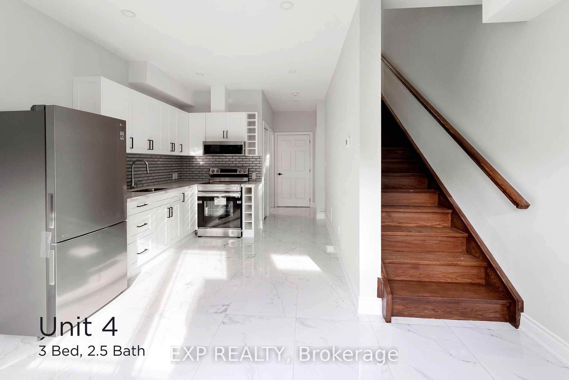 659 Roselaire Tr