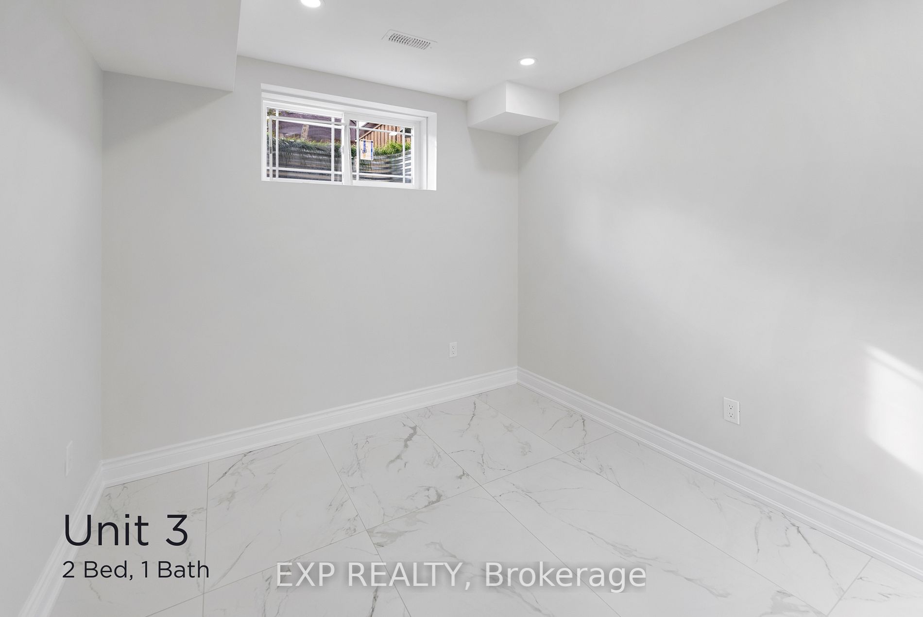 659 Roselaire Tr