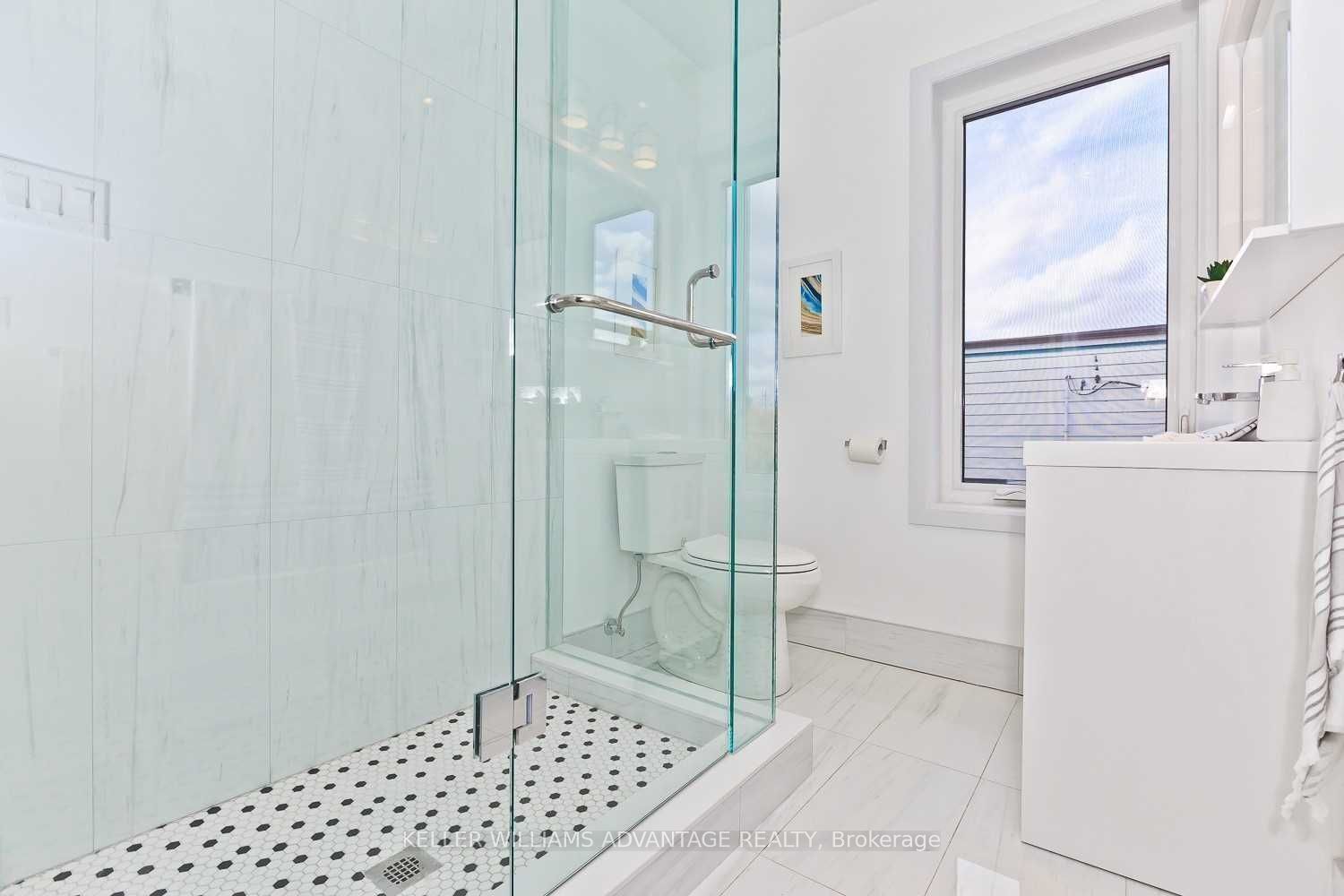 154 Mulock Ave, #Unit A