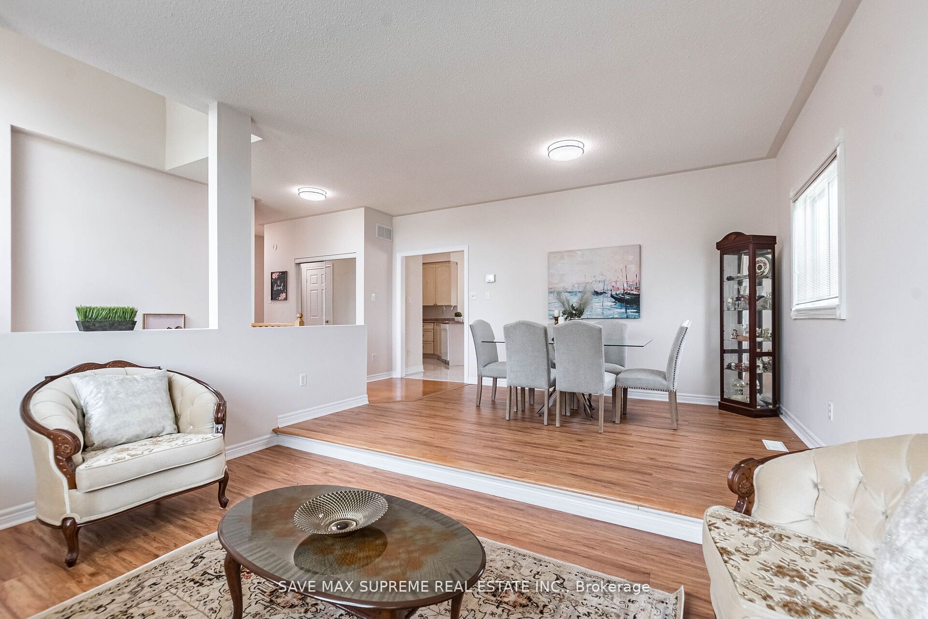 10 Kirkwood Crescent