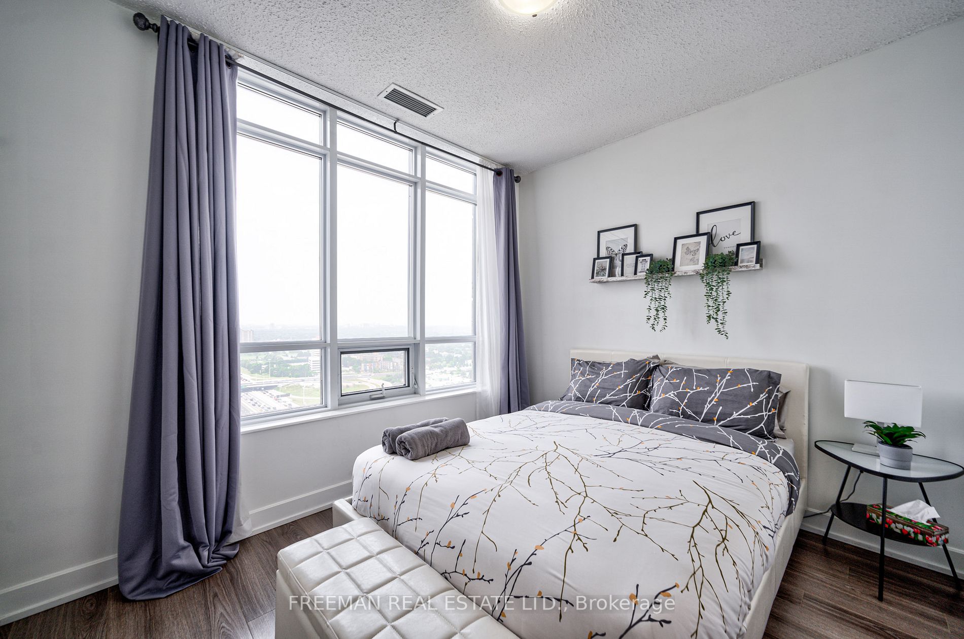 2 Eva Rd, #Ph23