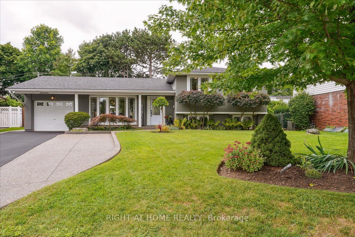 225 Barrymore Court