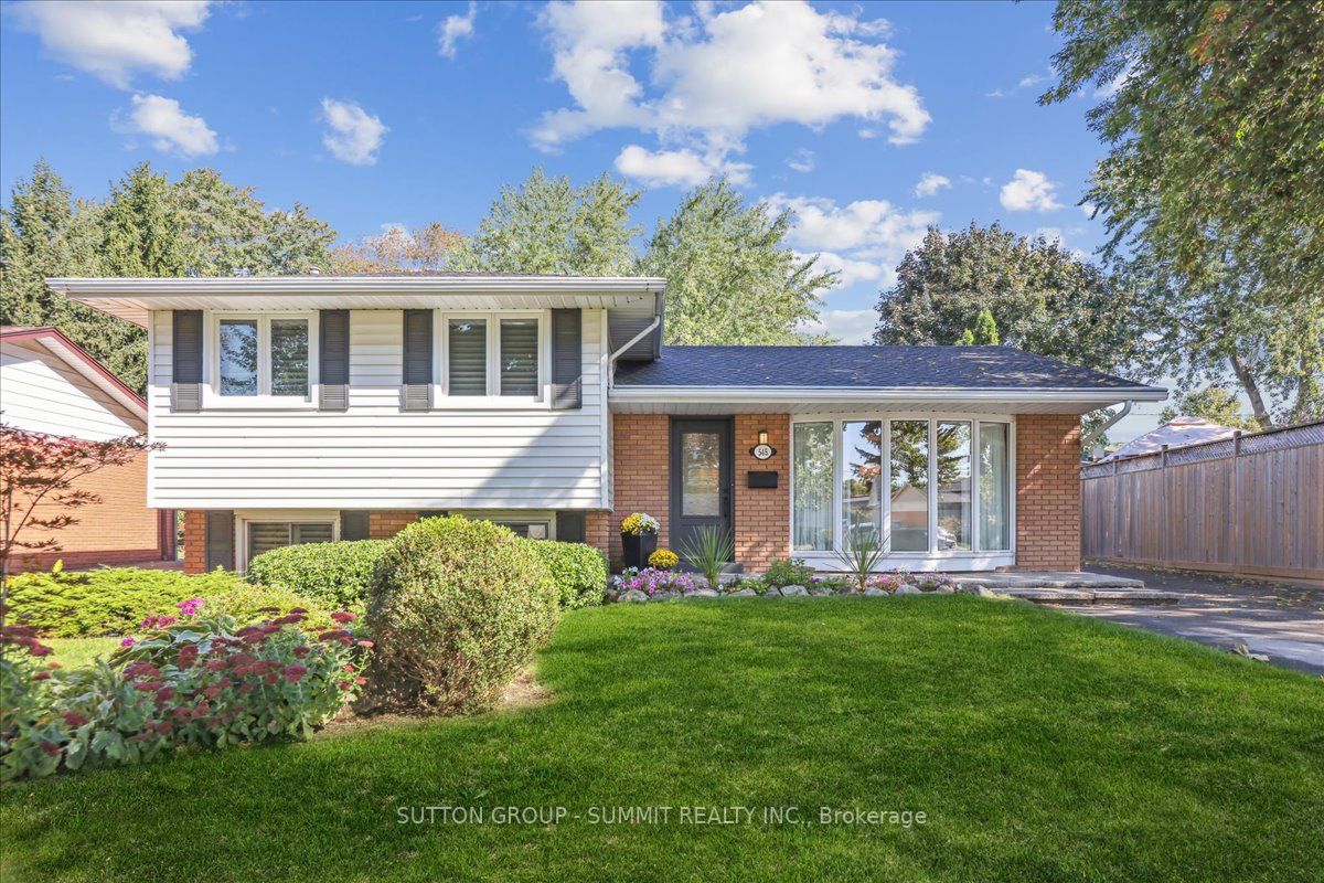 545 PARKSIDE Crescent