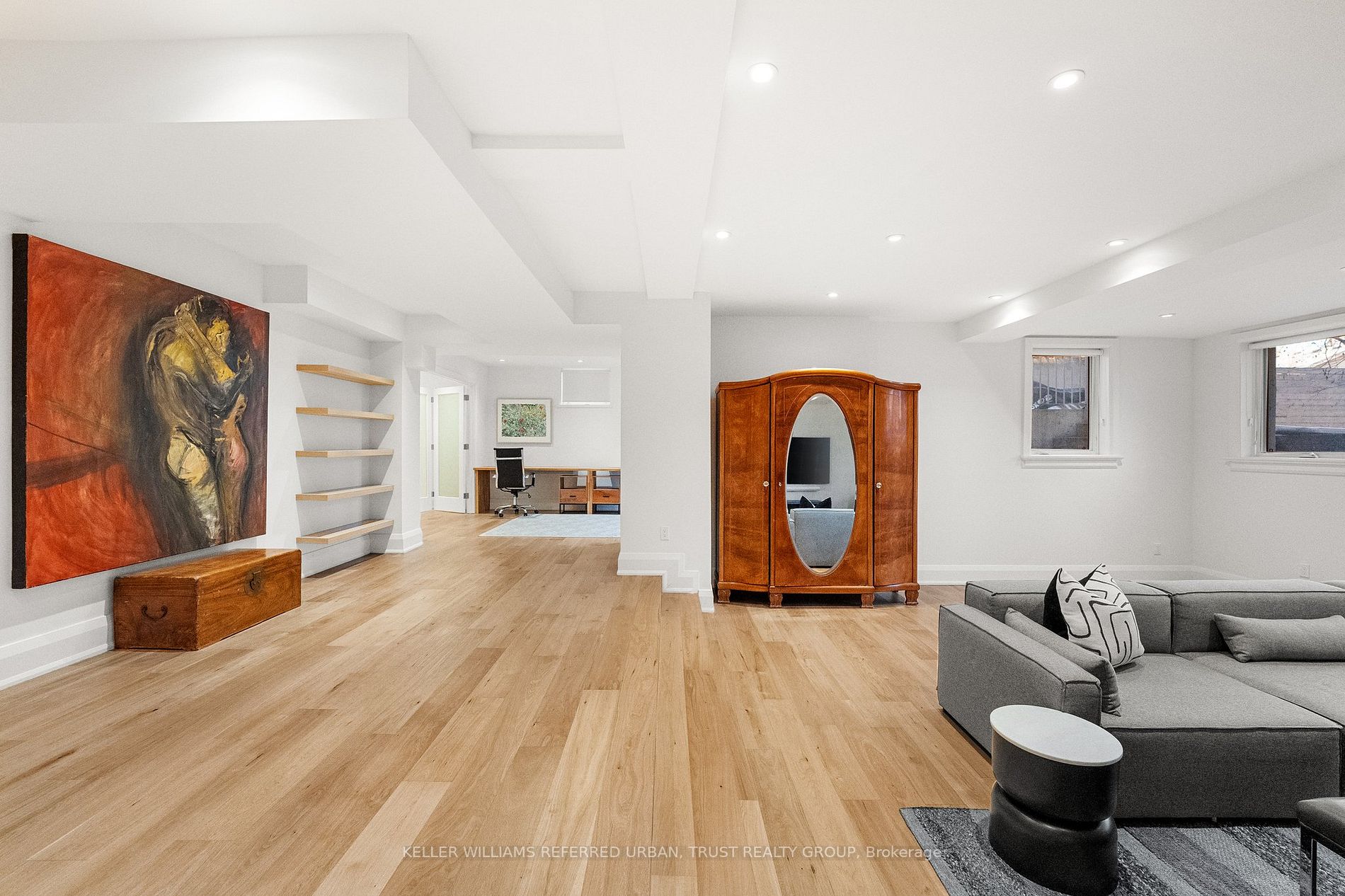 204 Howard Park Ave, #Main