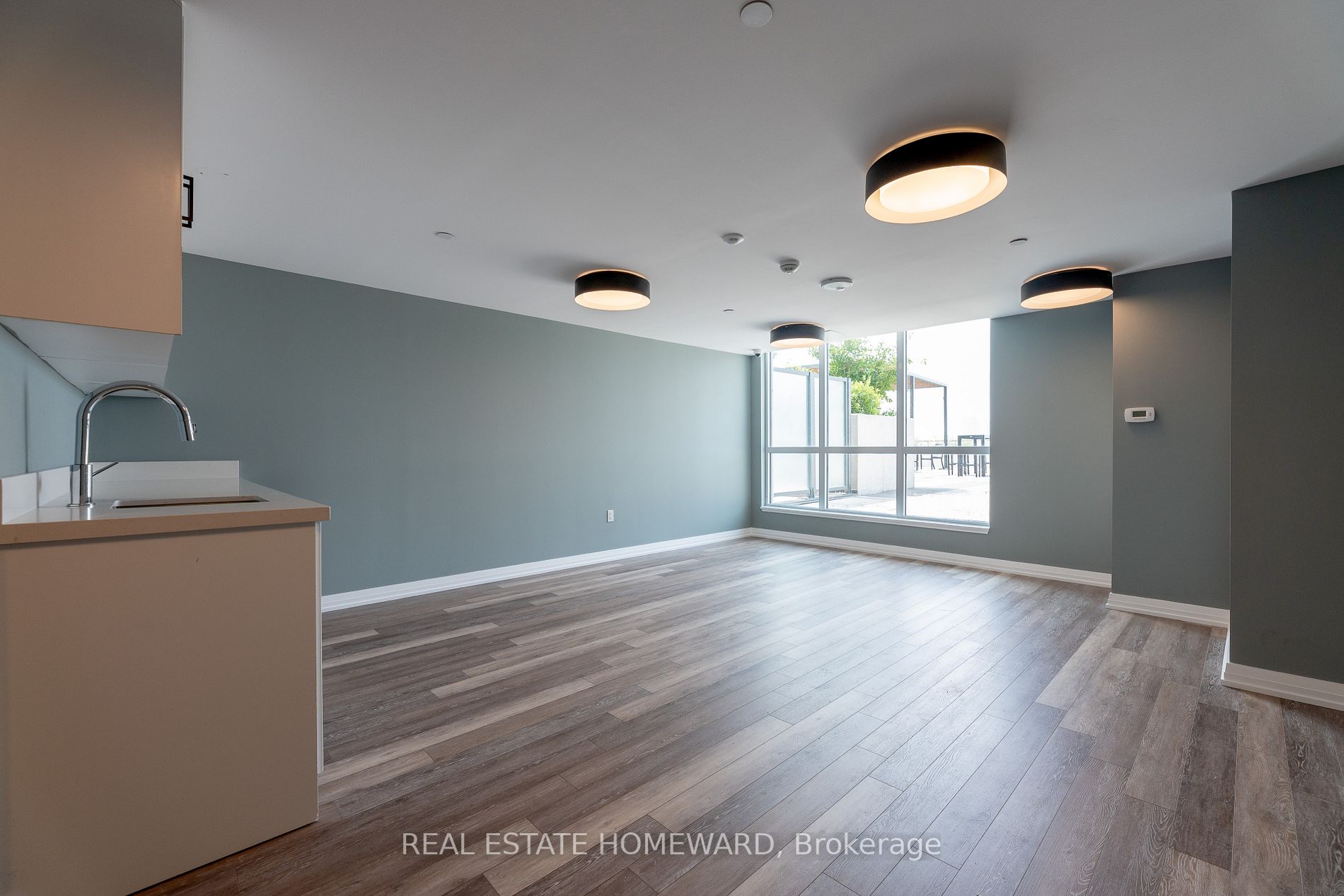 50 Thomas Riley Rd, #803