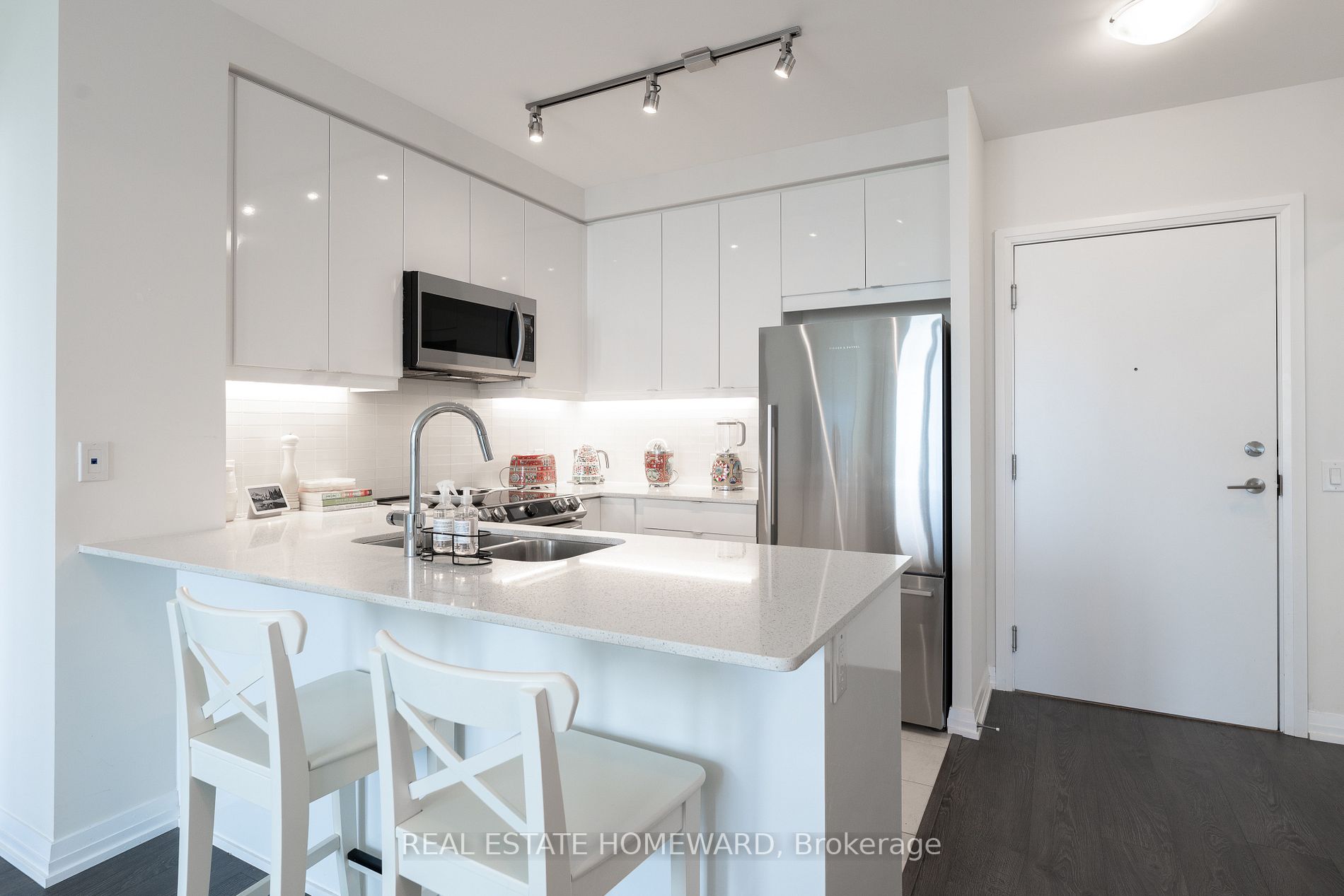 50 Thomas Riley Rd, #803